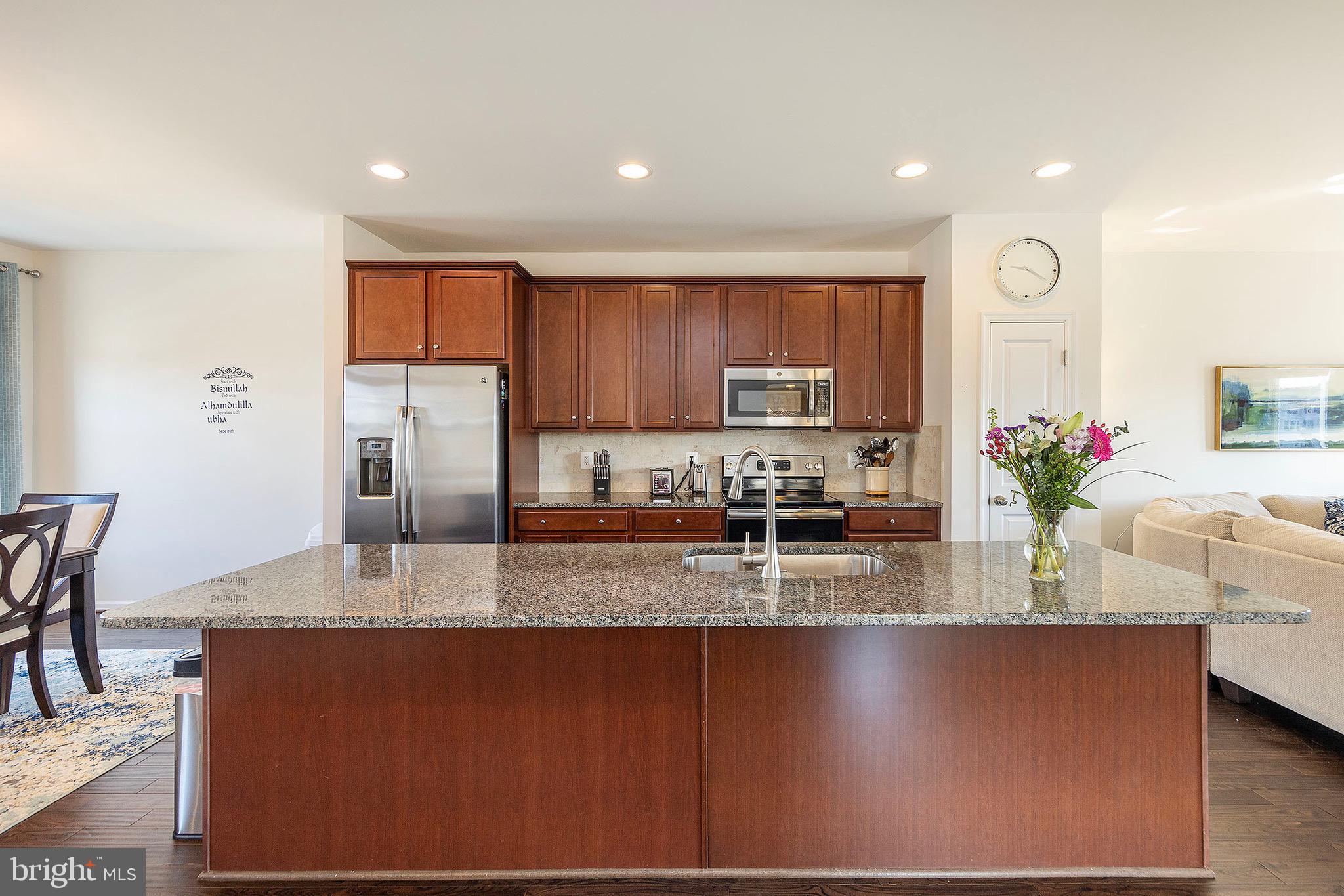 FIELDSTONE - Residential