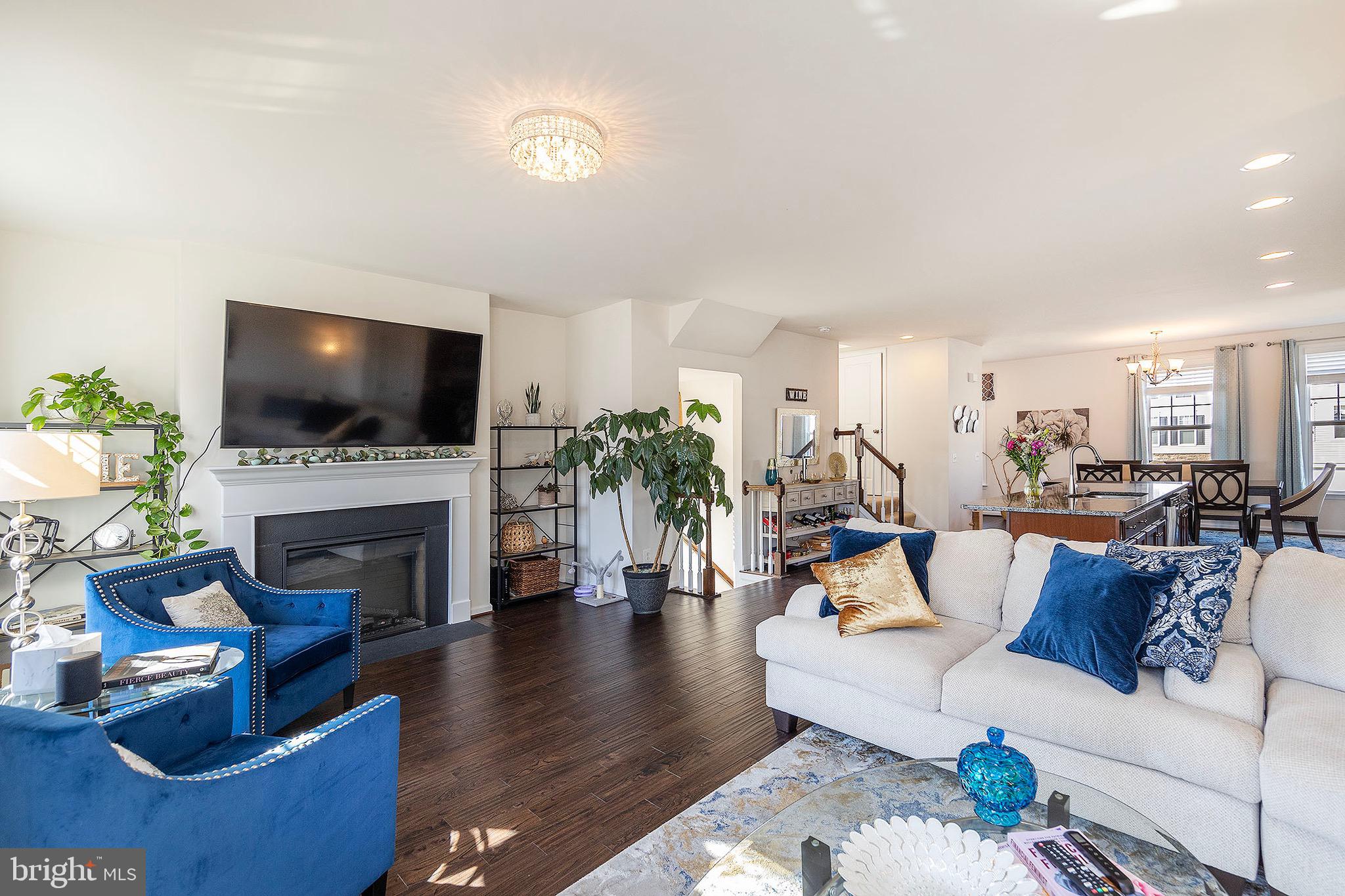 FIELDSTONE - Residential