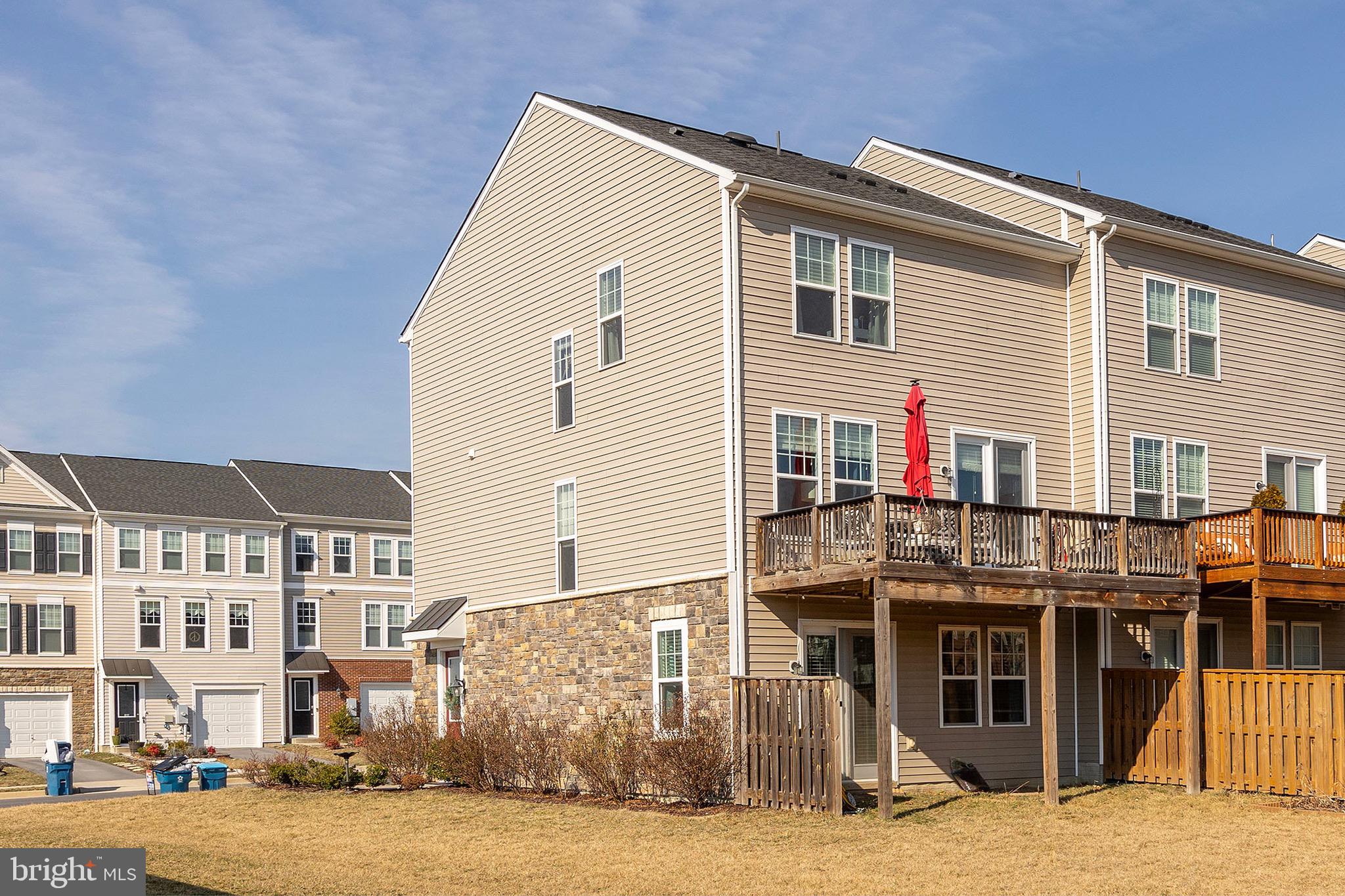 FIELDSTONE - Residential