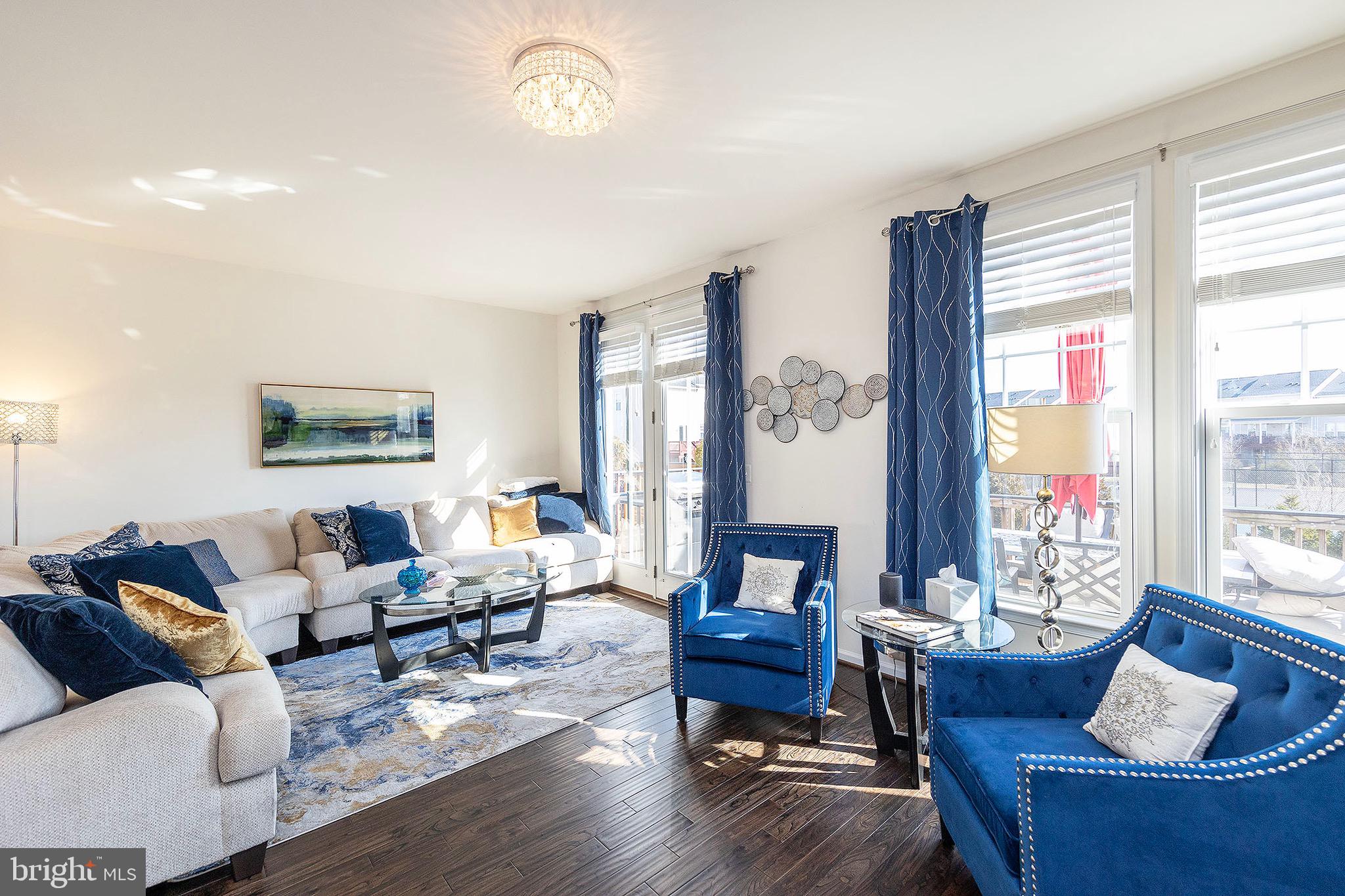 FIELDSTONE - Residential