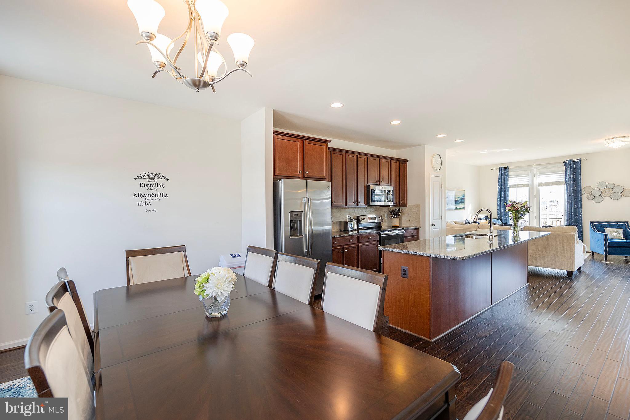 FIELDSTONE - Residential