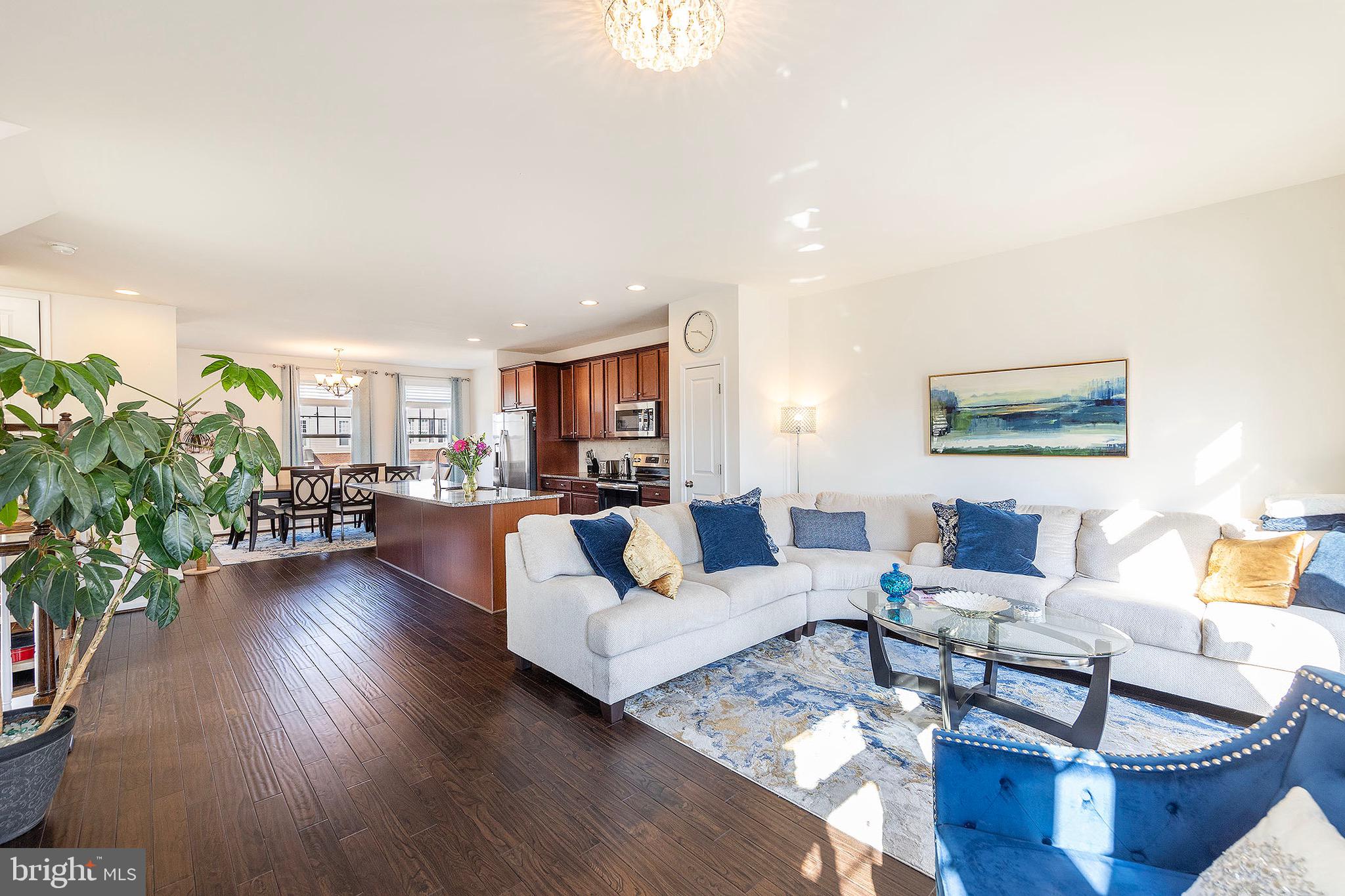 FIELDSTONE - Residential