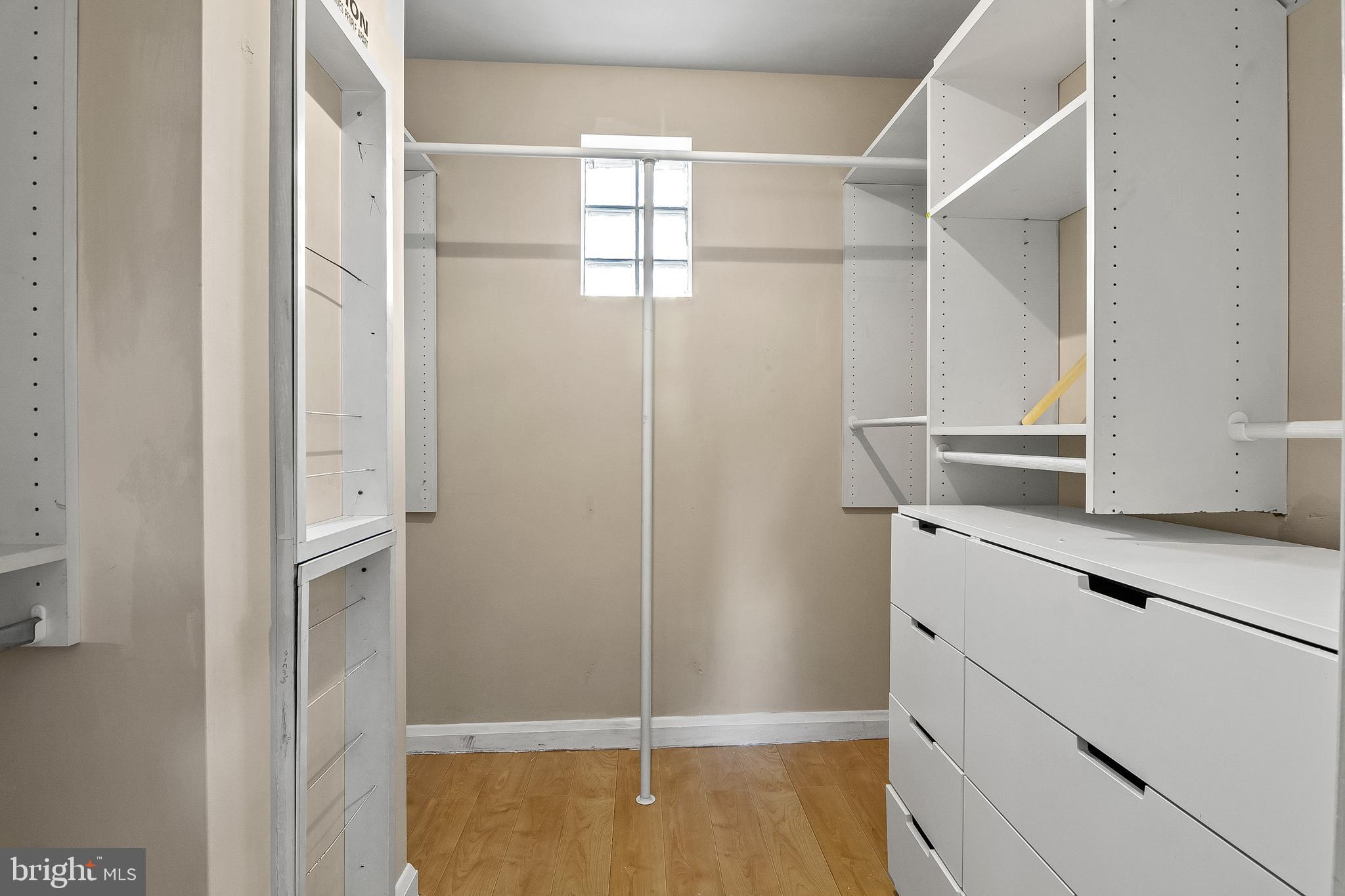 GREEN SPRING MANOR - Residential