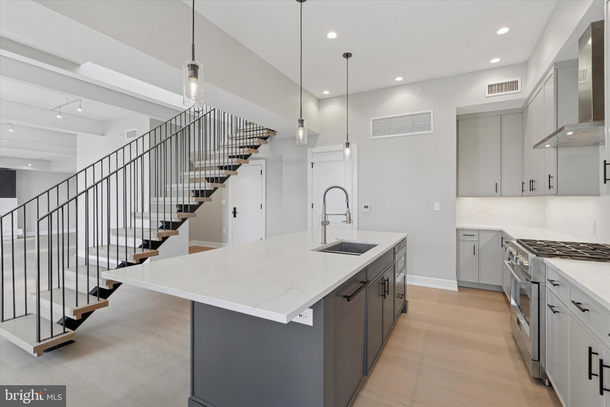 DOYLESTOWN BORO - Residential Lease