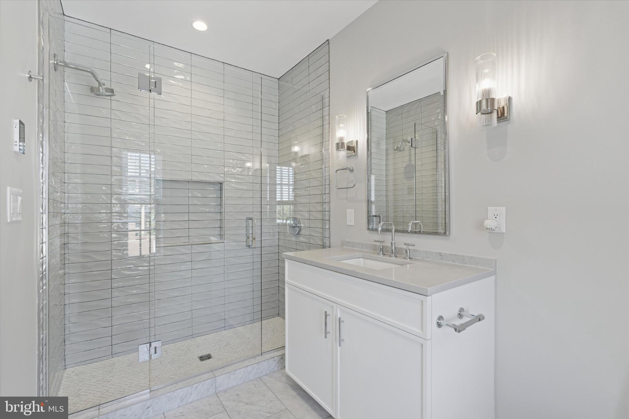 DOYLESTOWN BORO - Residential Lease