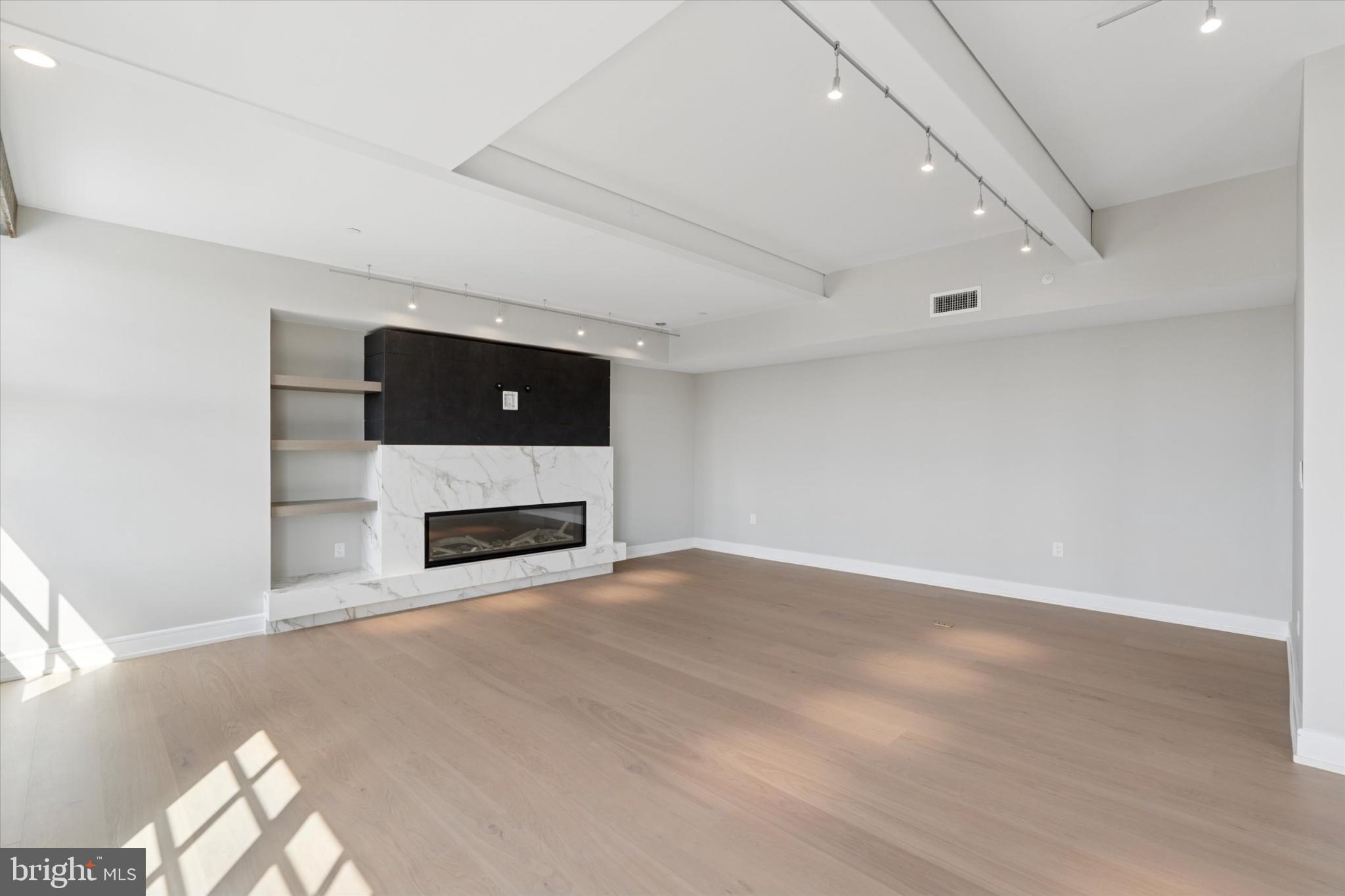 DOYLESTOWN BORO - Residential Lease