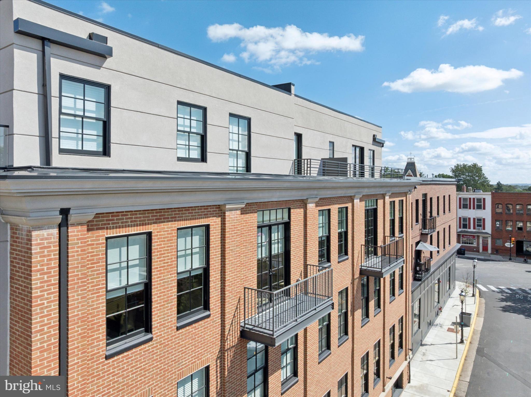 DOYLESTOWN BORO - Residential Lease