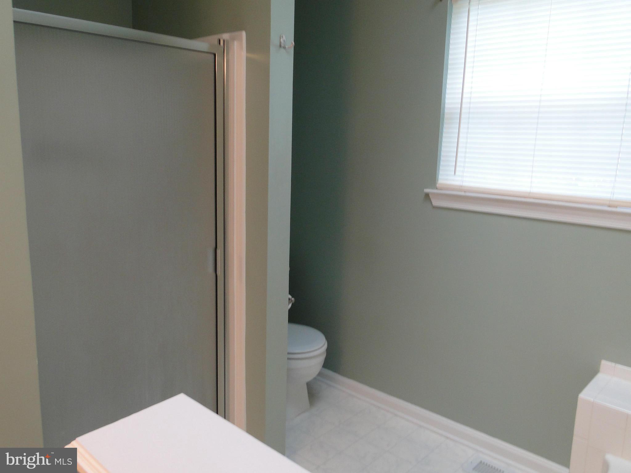 ST CHARLES SUB - HAMPSHIRE - Residential Lease