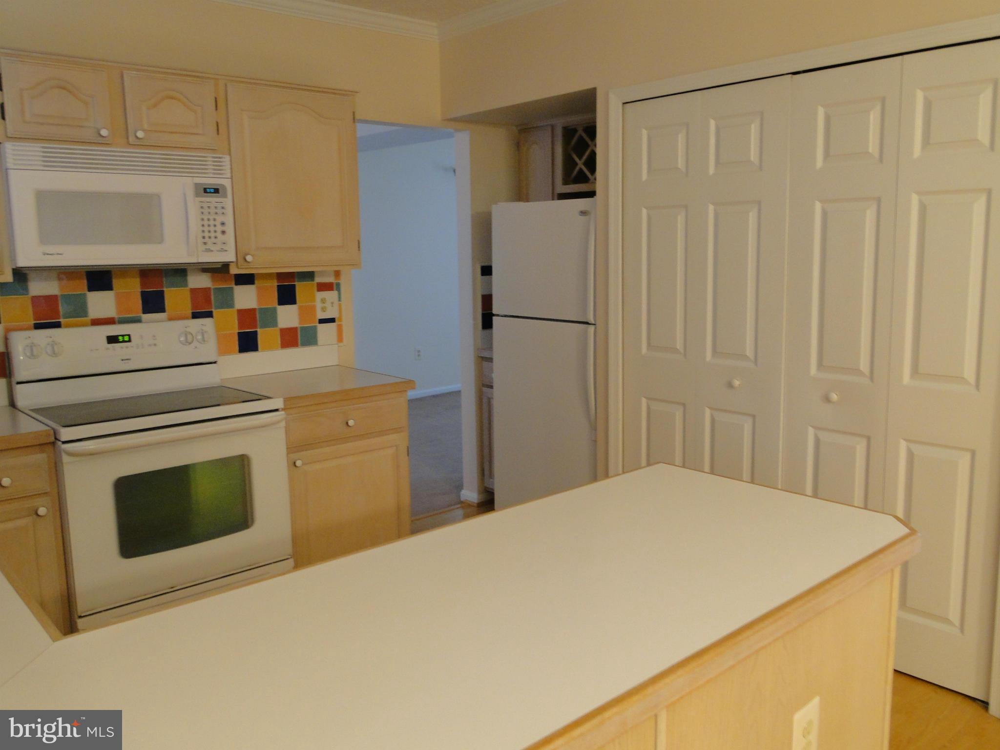 ST CHARLES SUB - HAMPSHIRE - Residential Lease