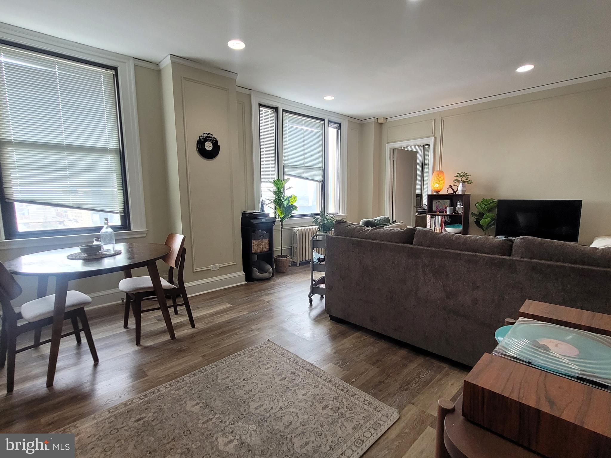 RITTENHOUSE SQUARE - Residential Lease