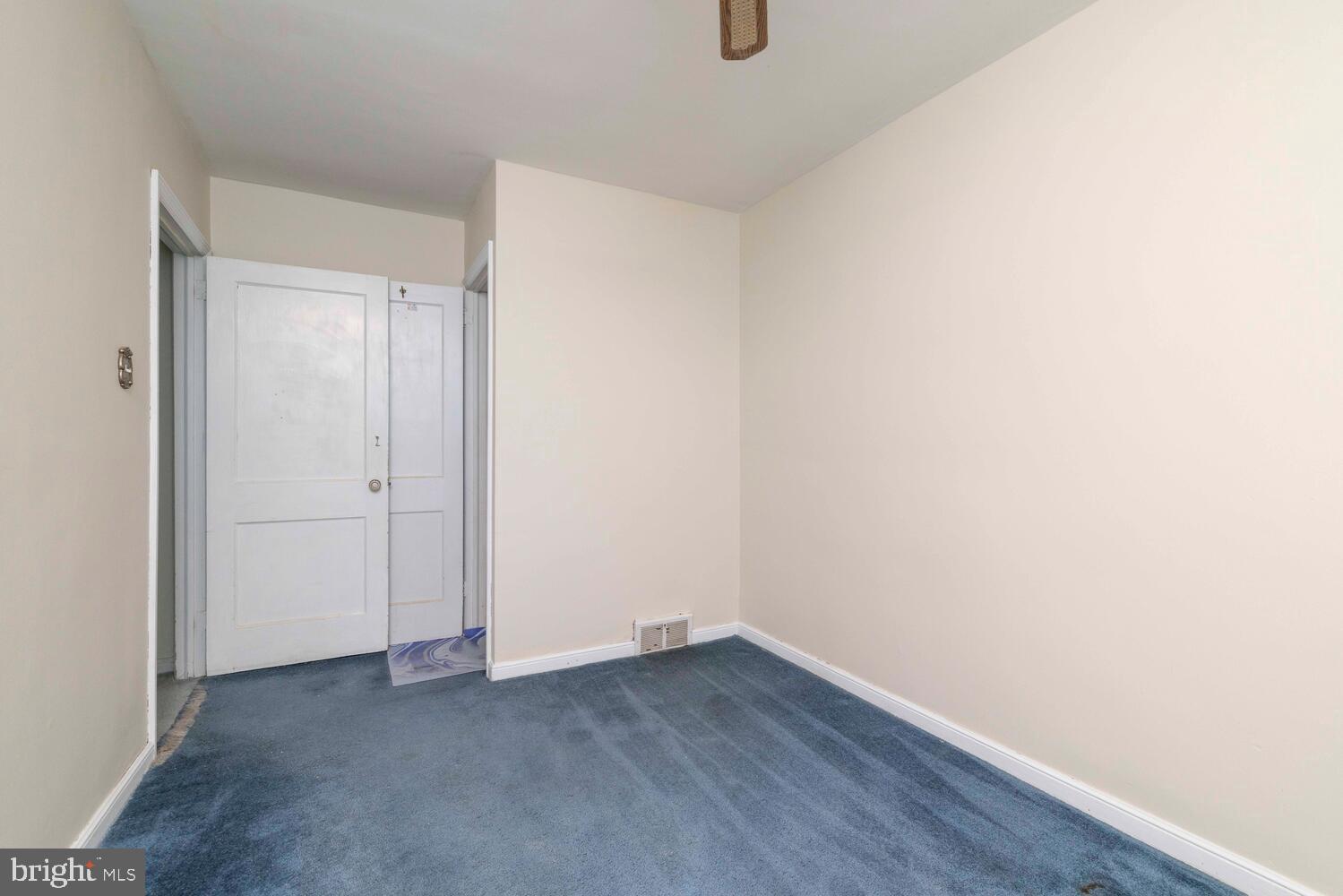 LAWNCREST - Residential