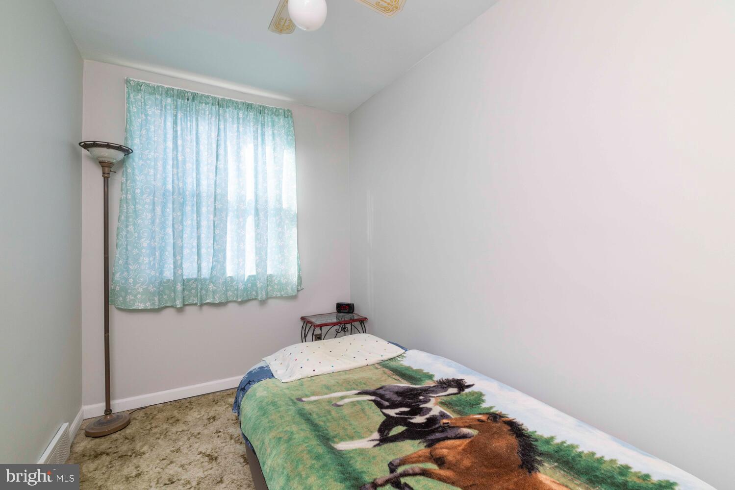 LAWNCREST - Residential