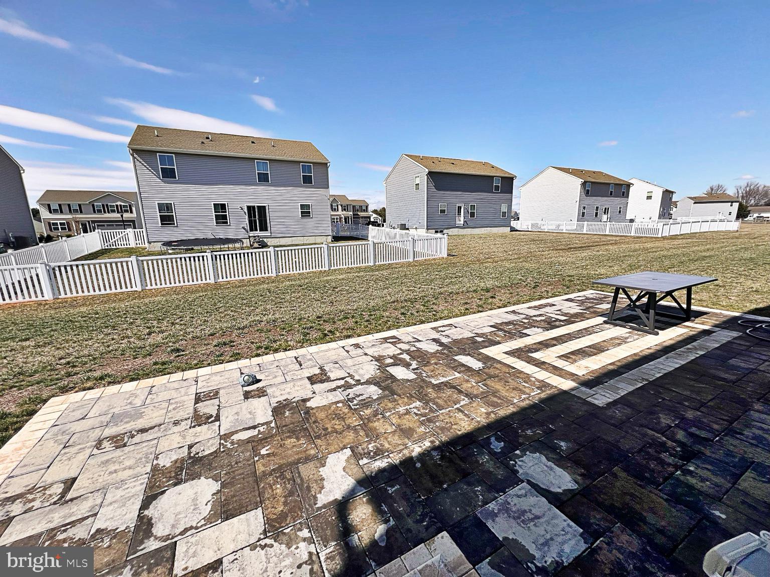 STONINGTON - Residential Lease