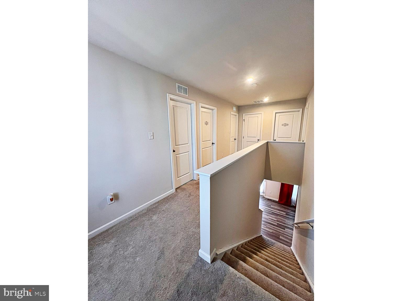 STONINGTON - Residential Lease