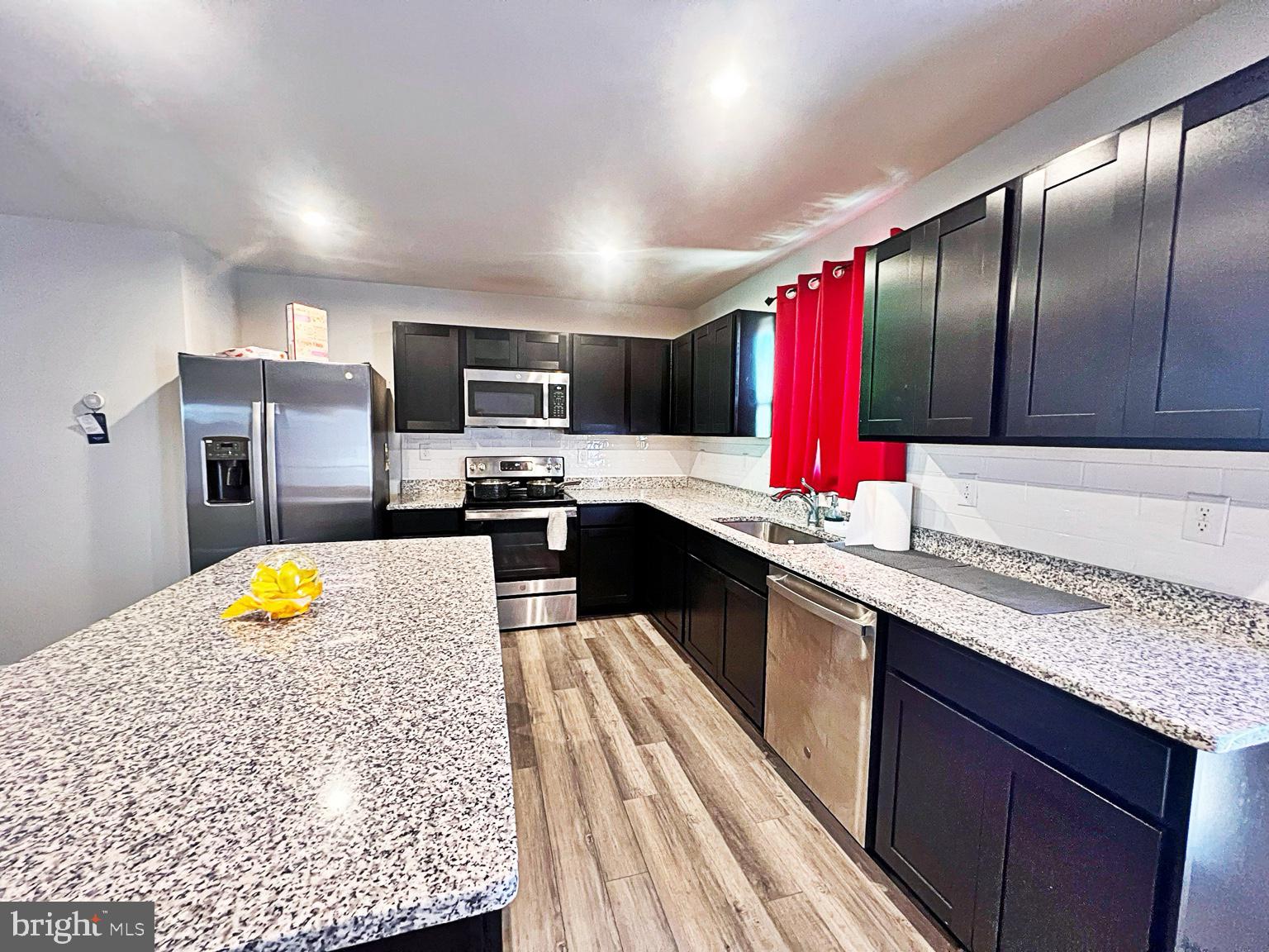 STONINGTON - Residential Lease