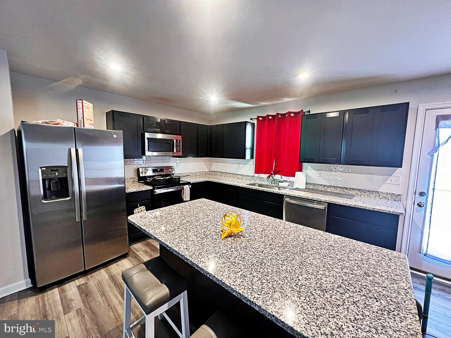 STONINGTON - Residential Lease