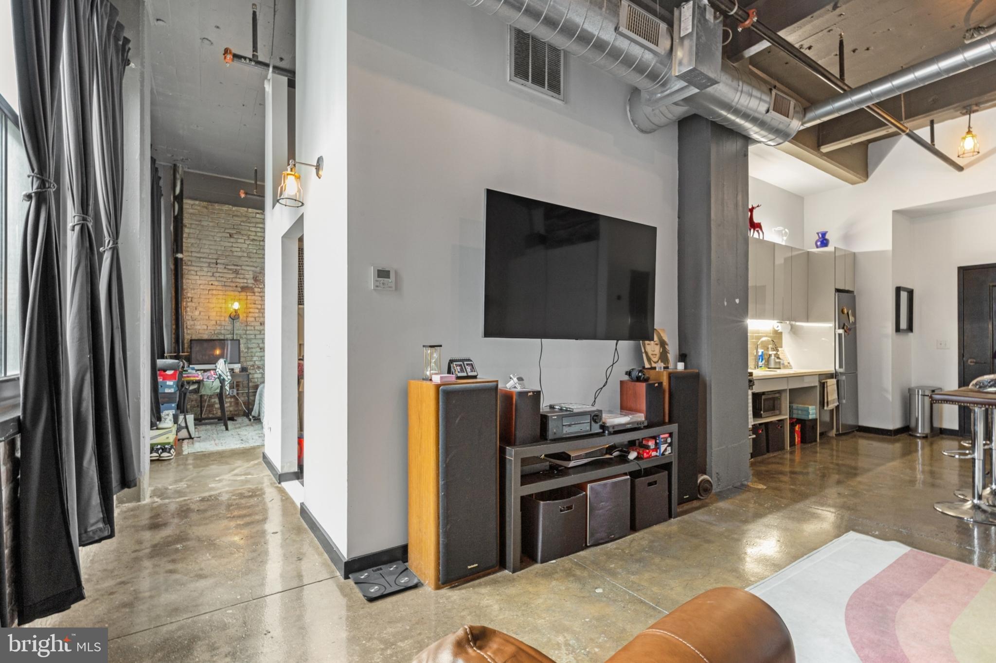 FISHTOWN - Residential Lease