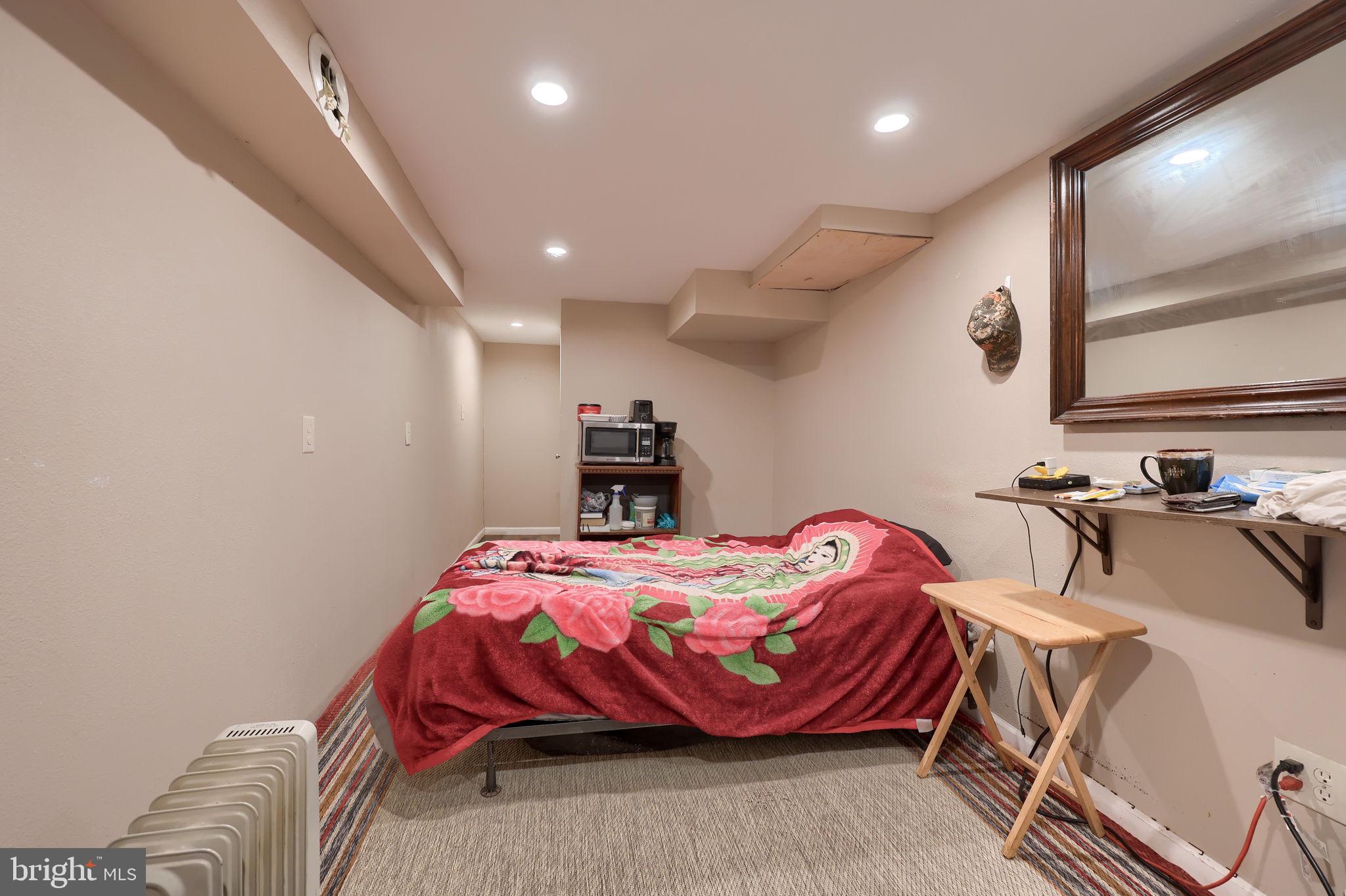 THE AVENUES - Residential Income