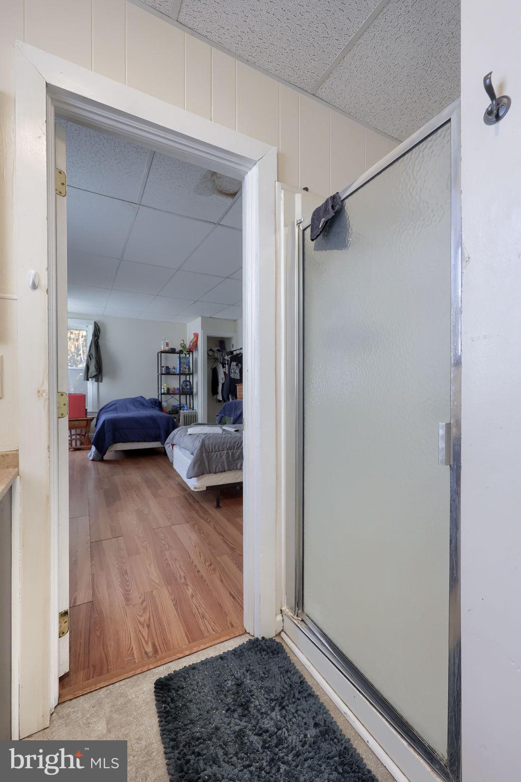 THE AVENUES - Residential Income