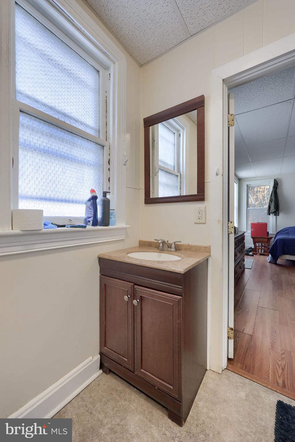 THE AVENUES - Residential Income