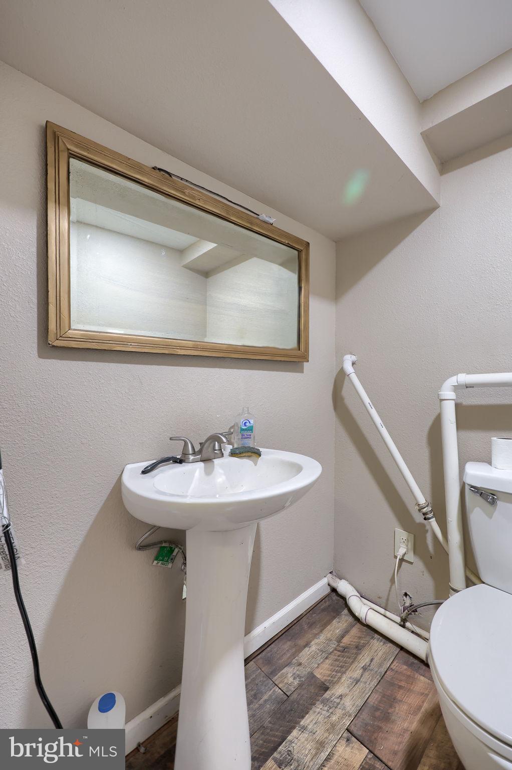 THE AVENUES - Residential Income