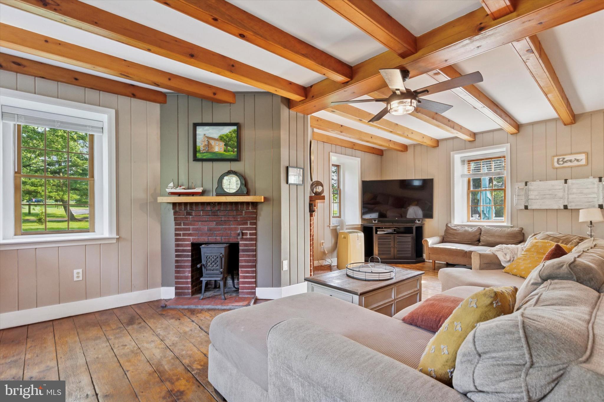 1430 S OLD BETHLEHEM PIKE