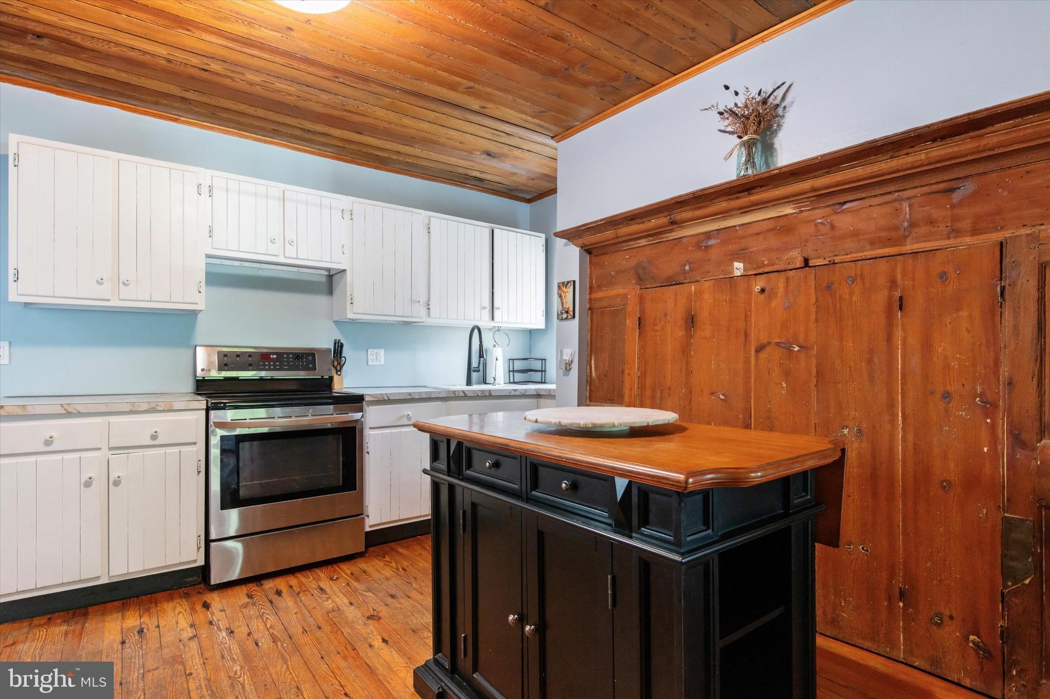 1430 S OLD BETHLEHEM PIKE