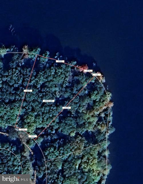 LAKE HOLIDAY ESTATES - Land