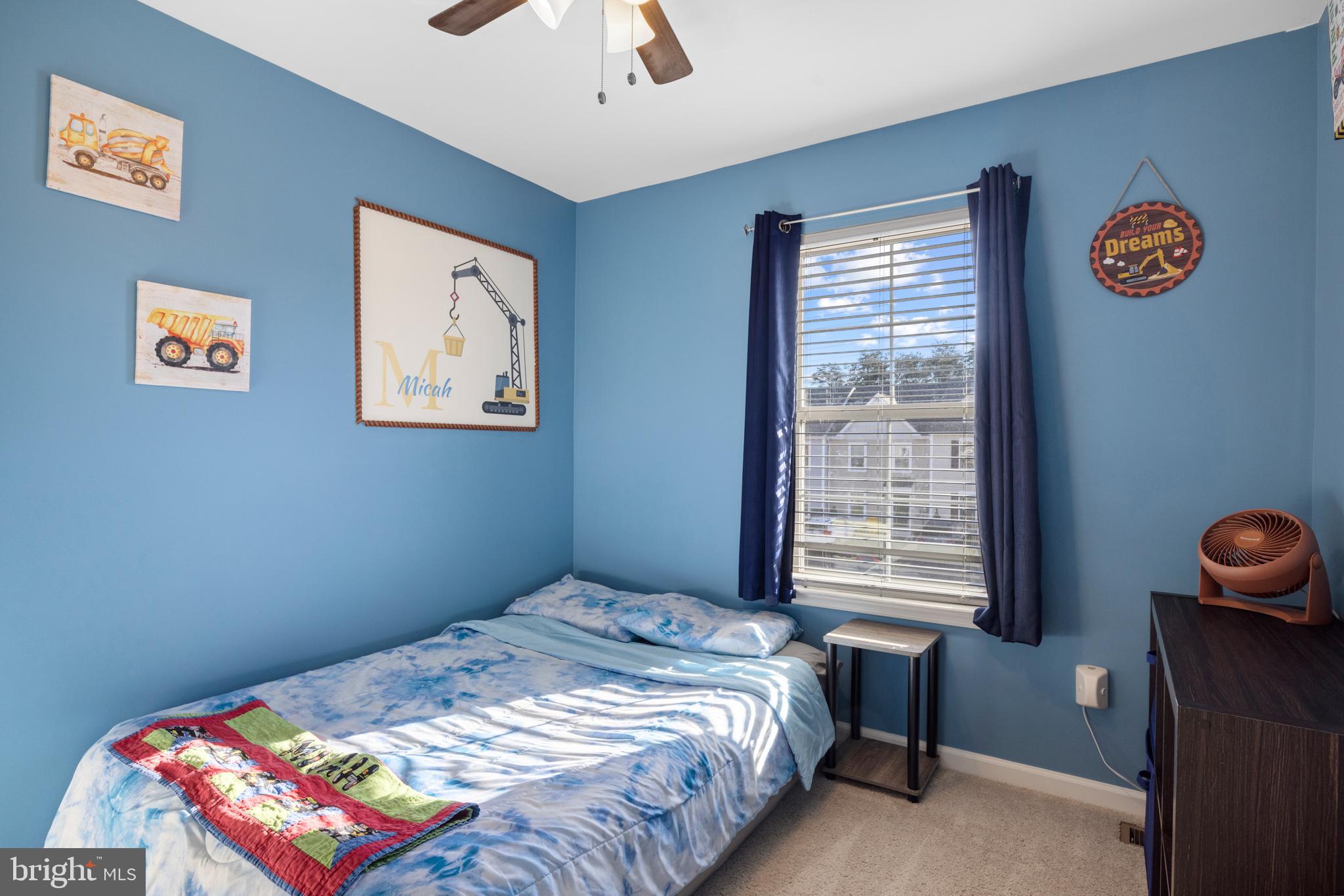 WHISPERING PINES - Residential