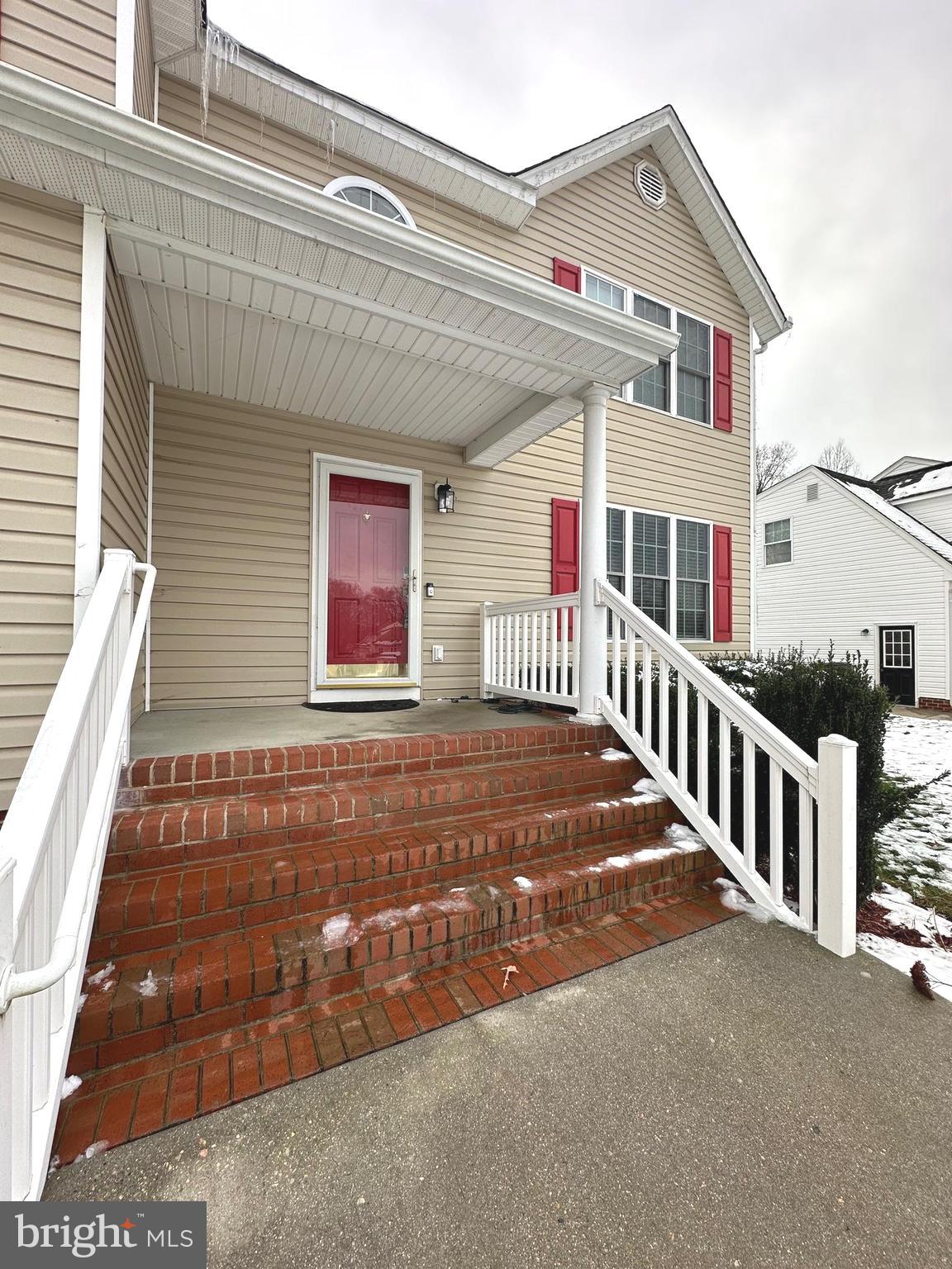 4343 STATELY OAK ROAD