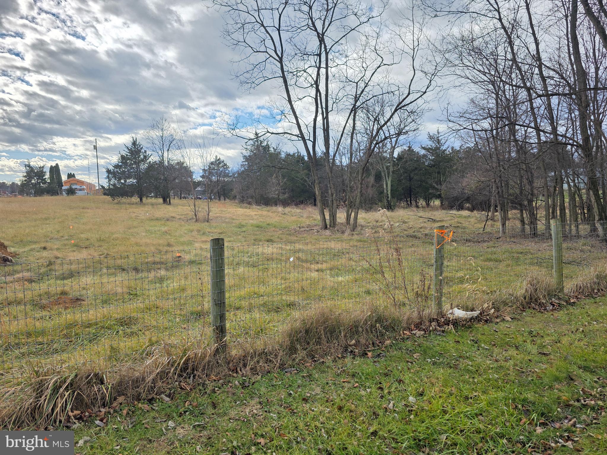 Lot 2 /1.37 Acres DODGE COUNTRY LN