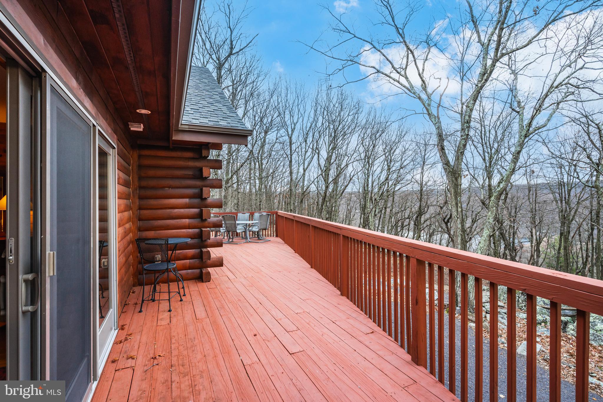 EAGLE ROCK RESORT - Residential