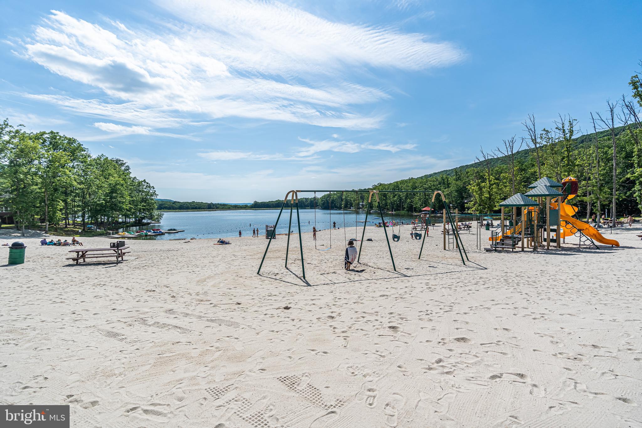 EAGLE ROCK RESORT - Residential