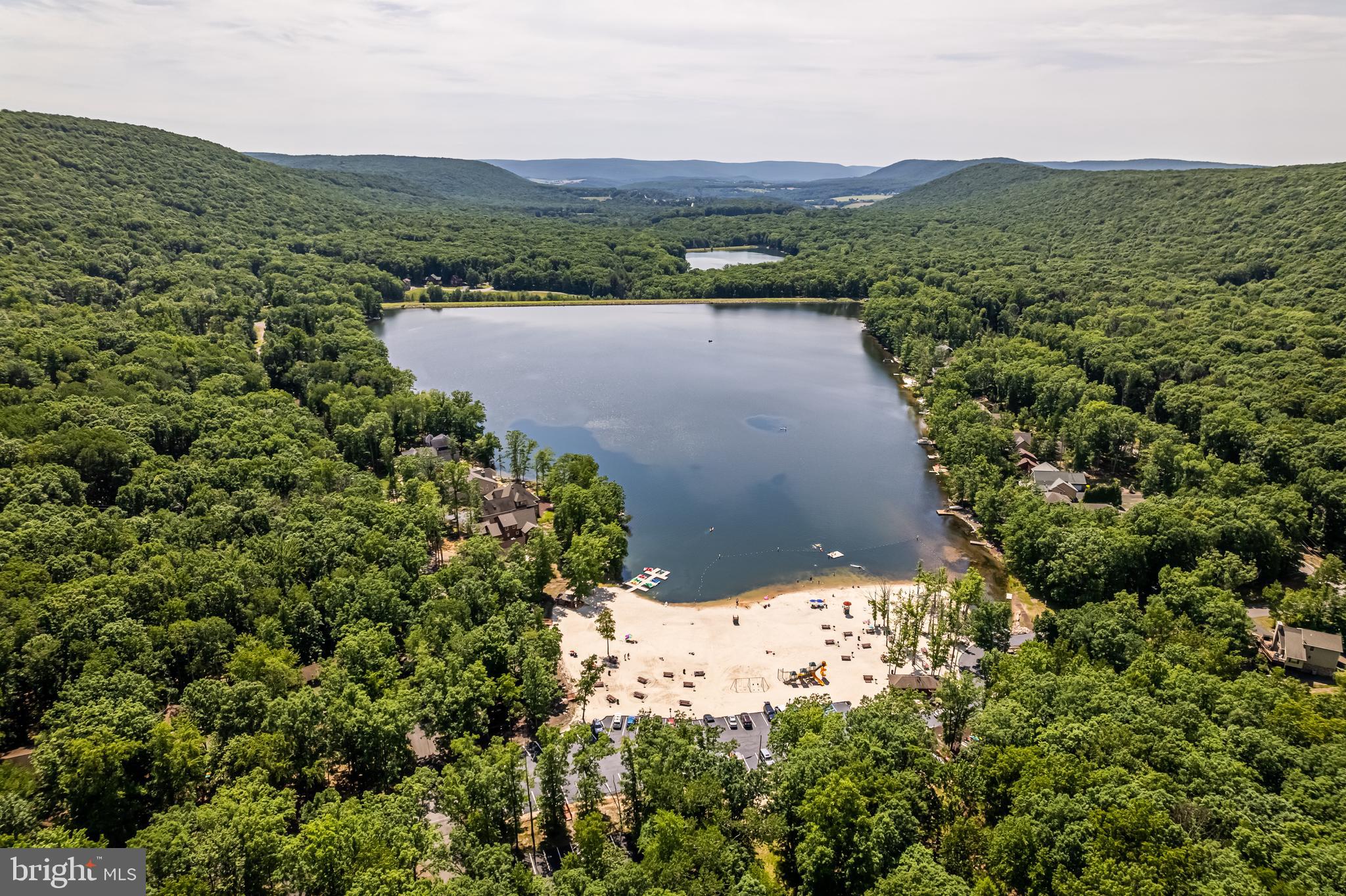 EAGLE ROCK RESORT - Residential