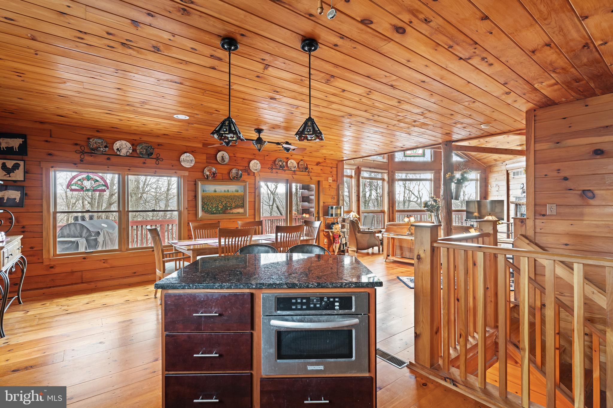 EAGLE ROCK RESORT - Residential