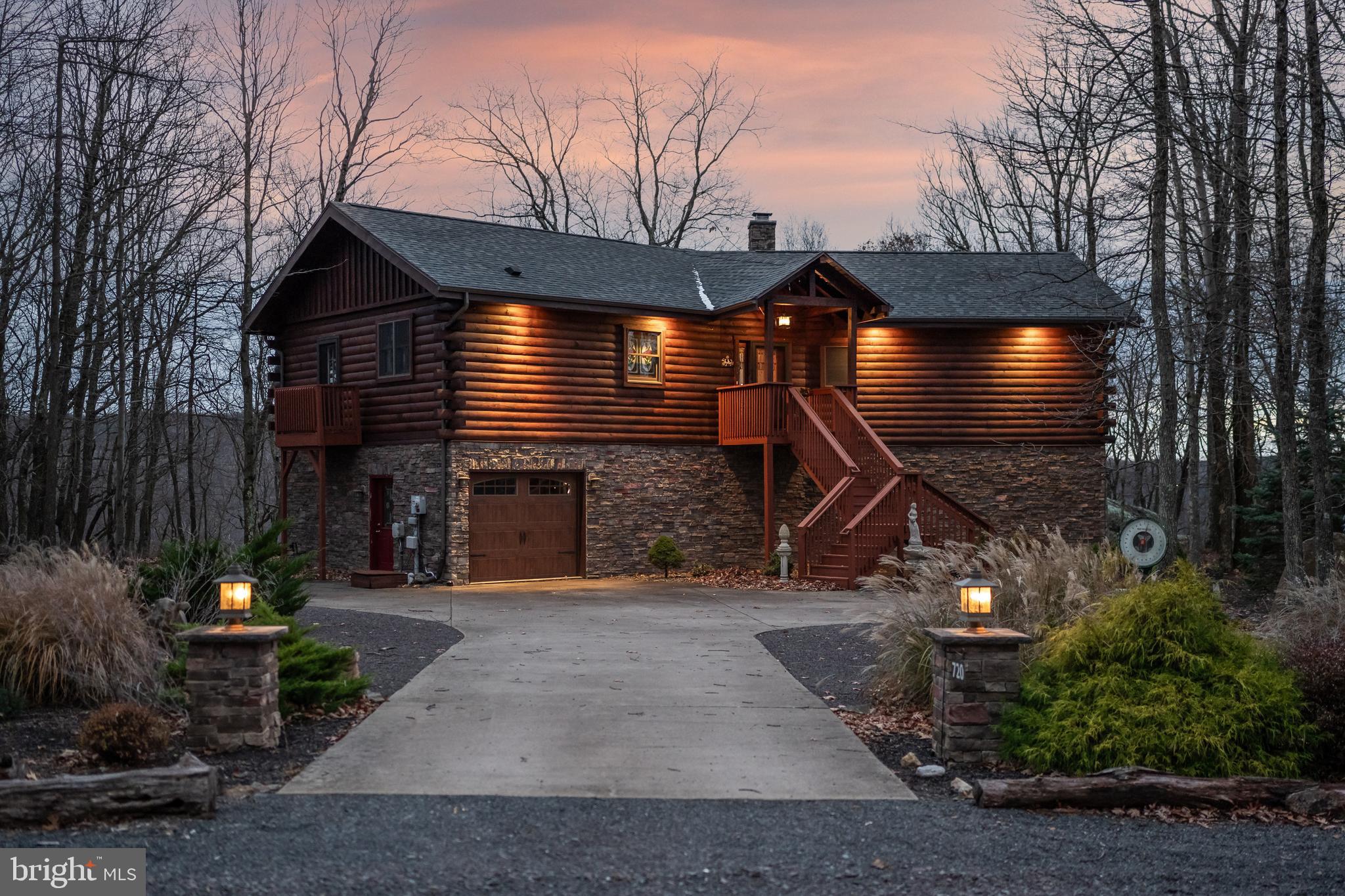 EAGLE ROCK RESORT - Residential