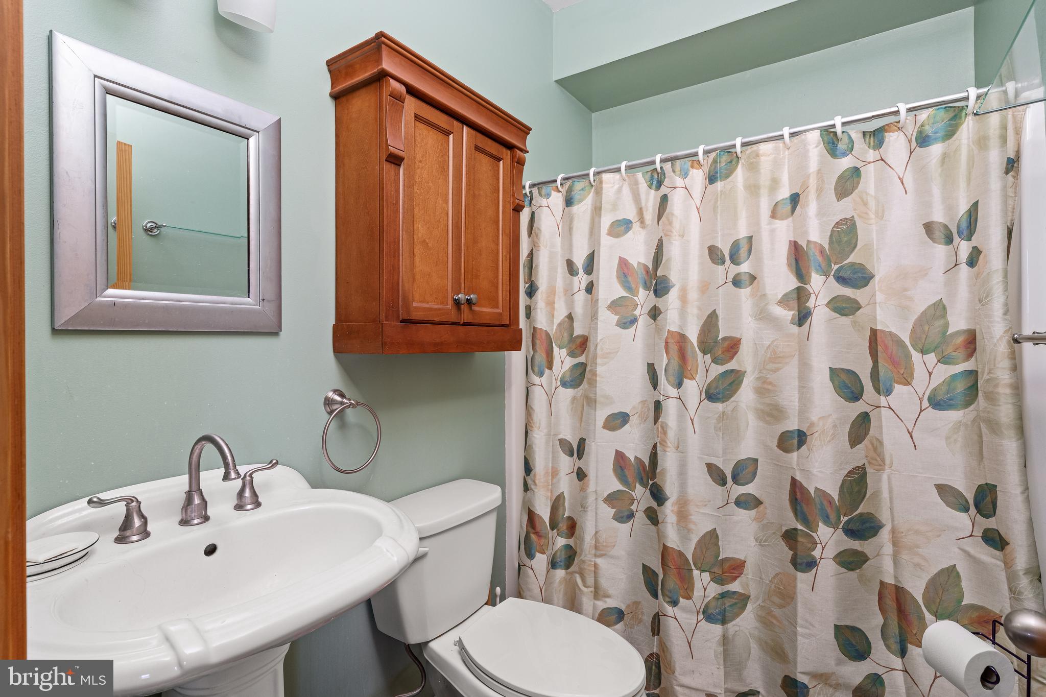 EAGLE ROCK RESORT - Residential