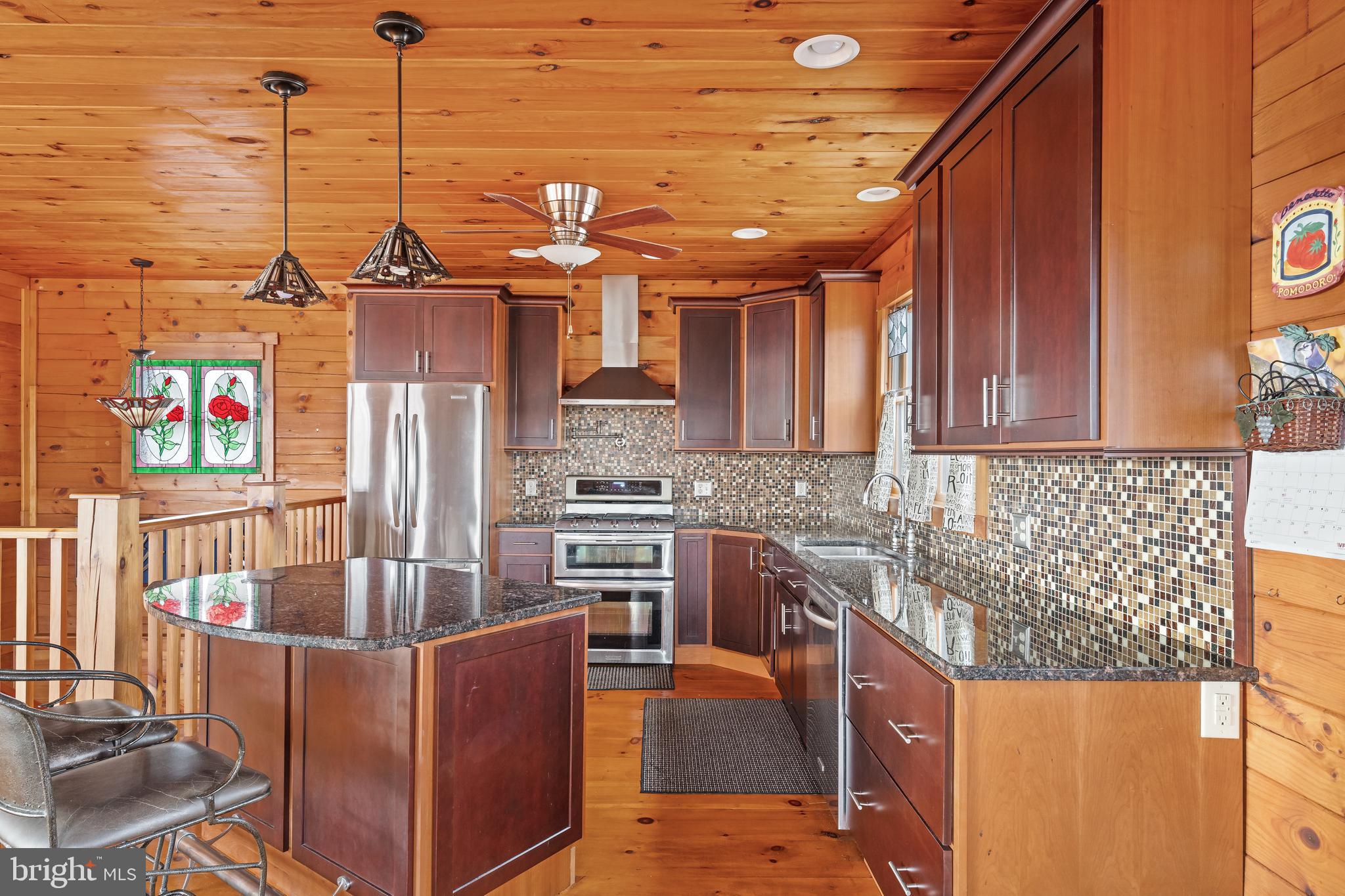 EAGLE ROCK RESORT - Residential