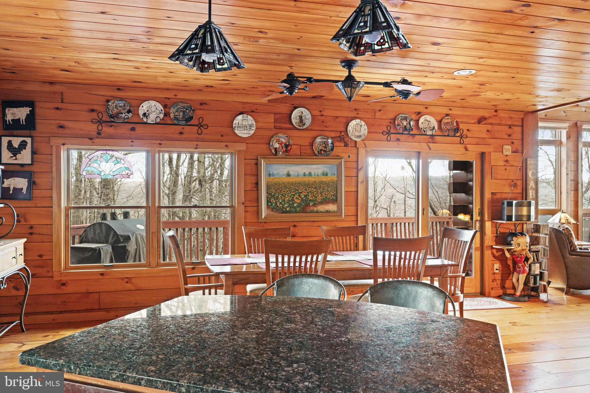 EAGLE ROCK RESORT - Residential