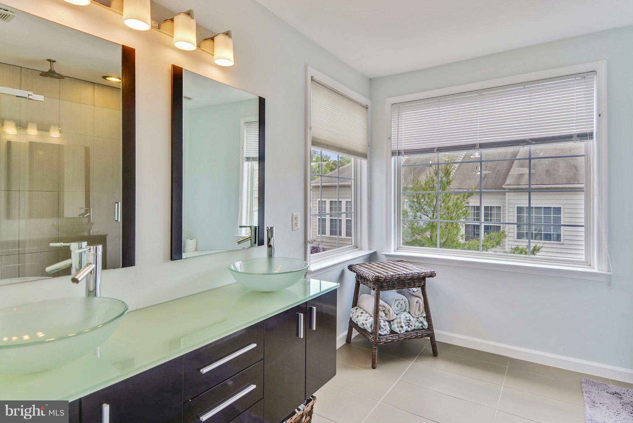 OVERLOOK - Residential