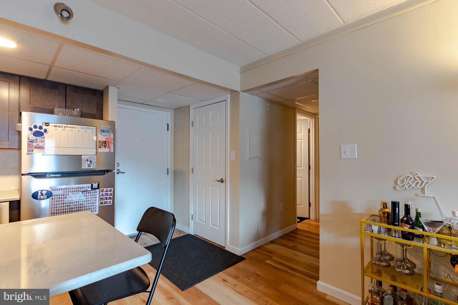 UNIVERSITY GATEWAY - Residential