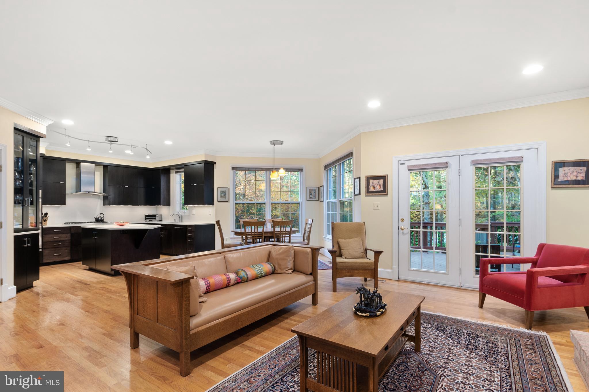 LAMBIANCE OF MCLEAN - Residential