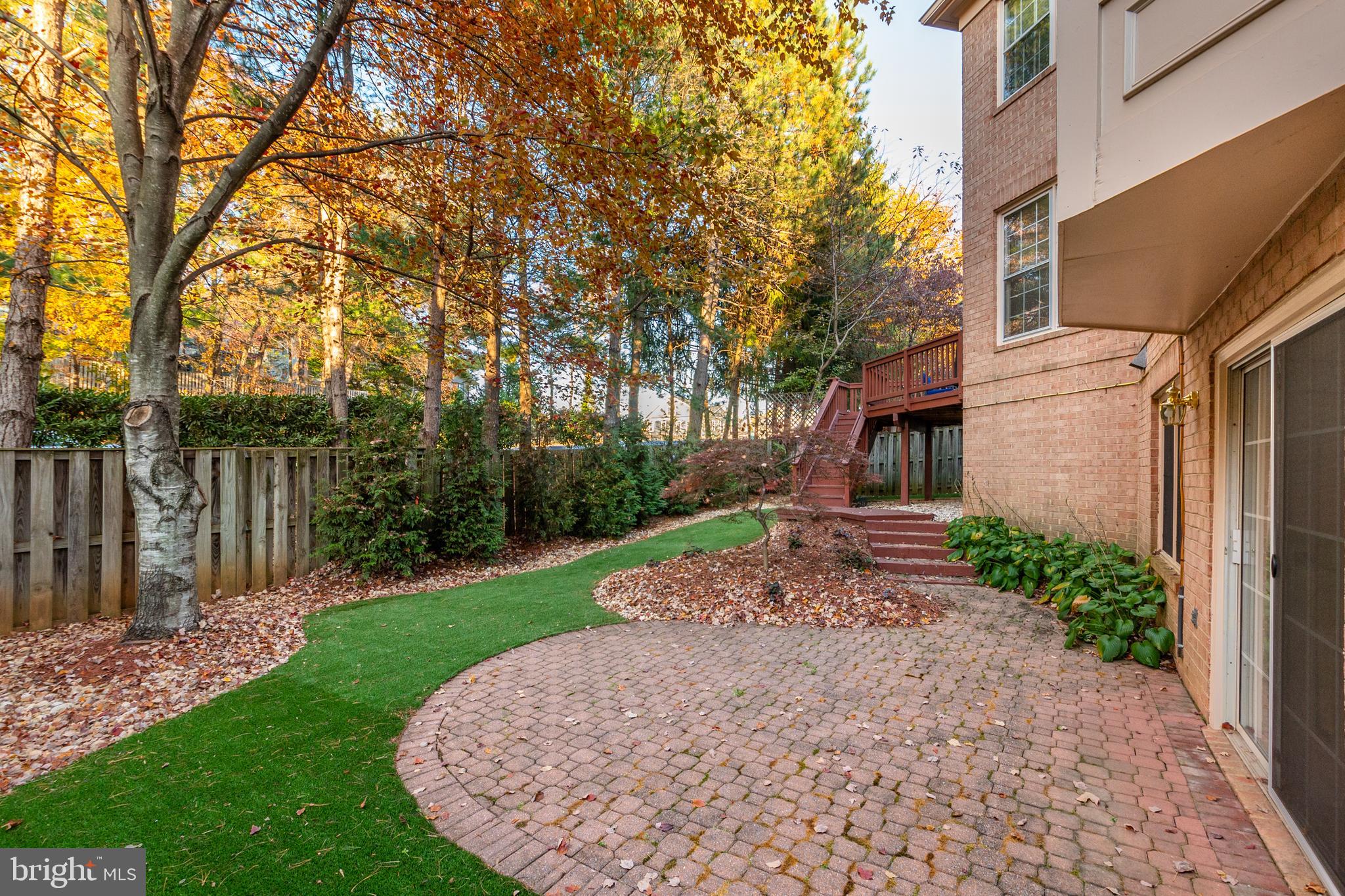 LAMBIANCE OF MCLEAN - Residential