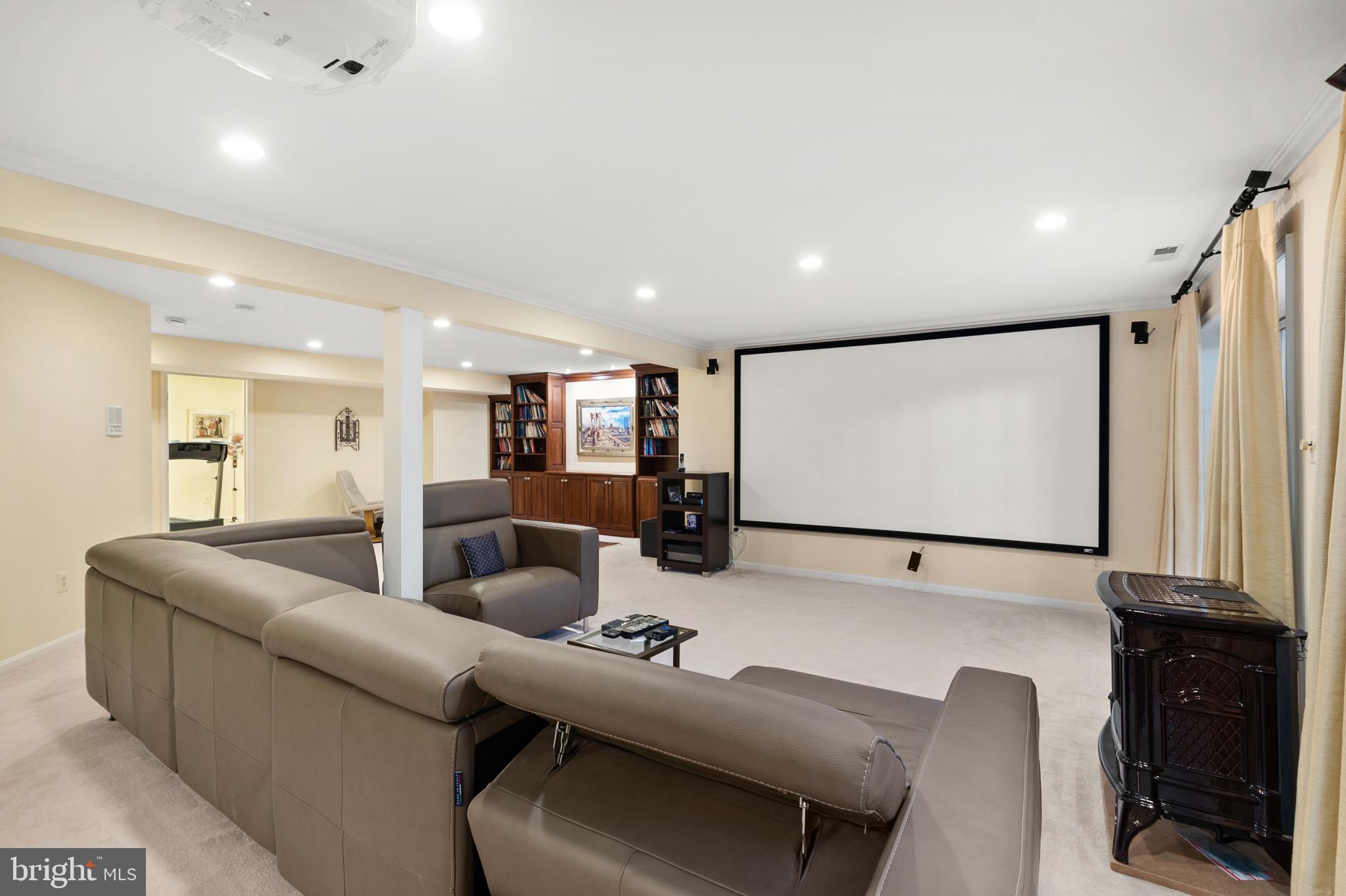 LAMBIANCE OF MCLEAN - Residential