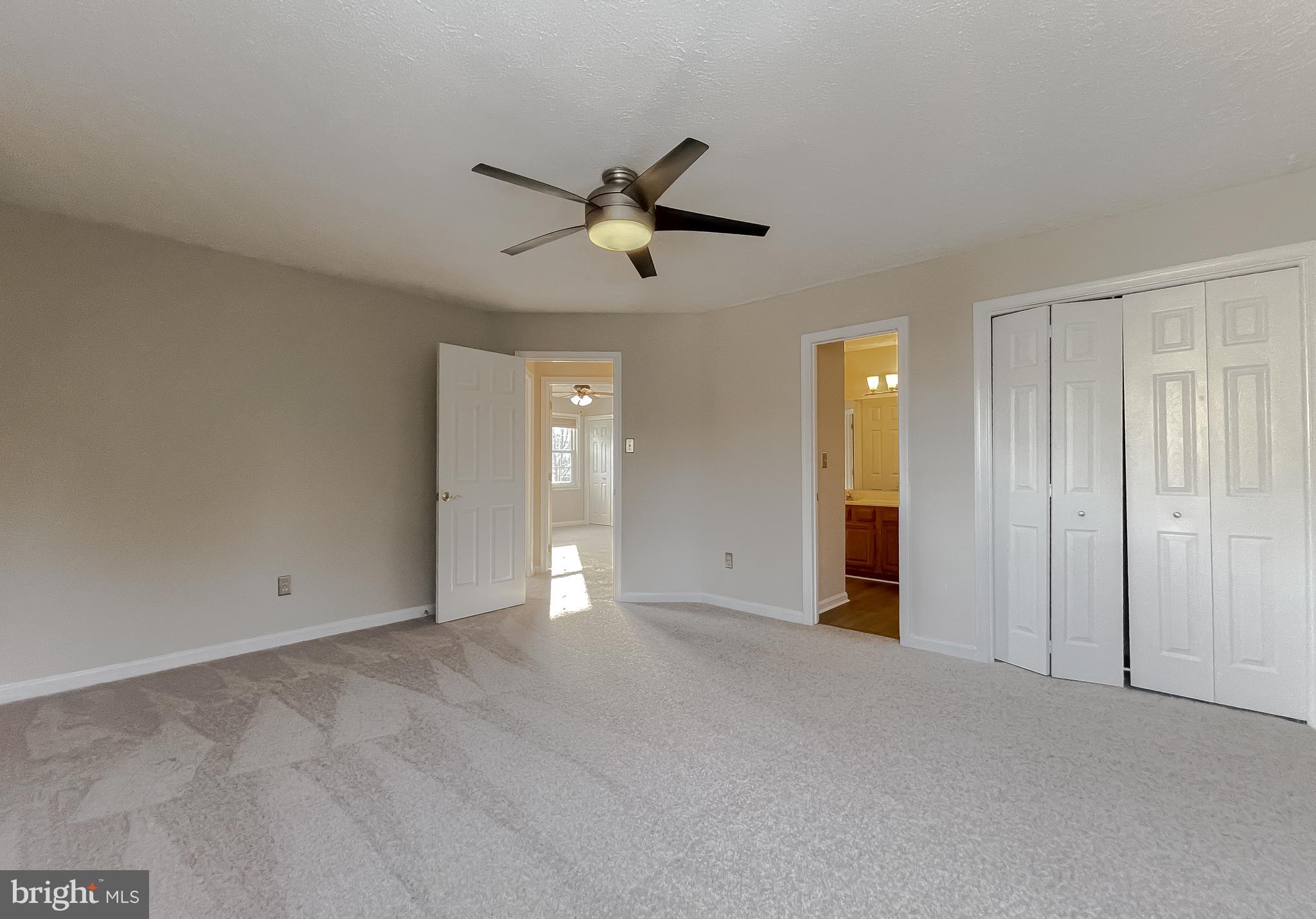 DORCHESTER - ST. CHARLES - Residential