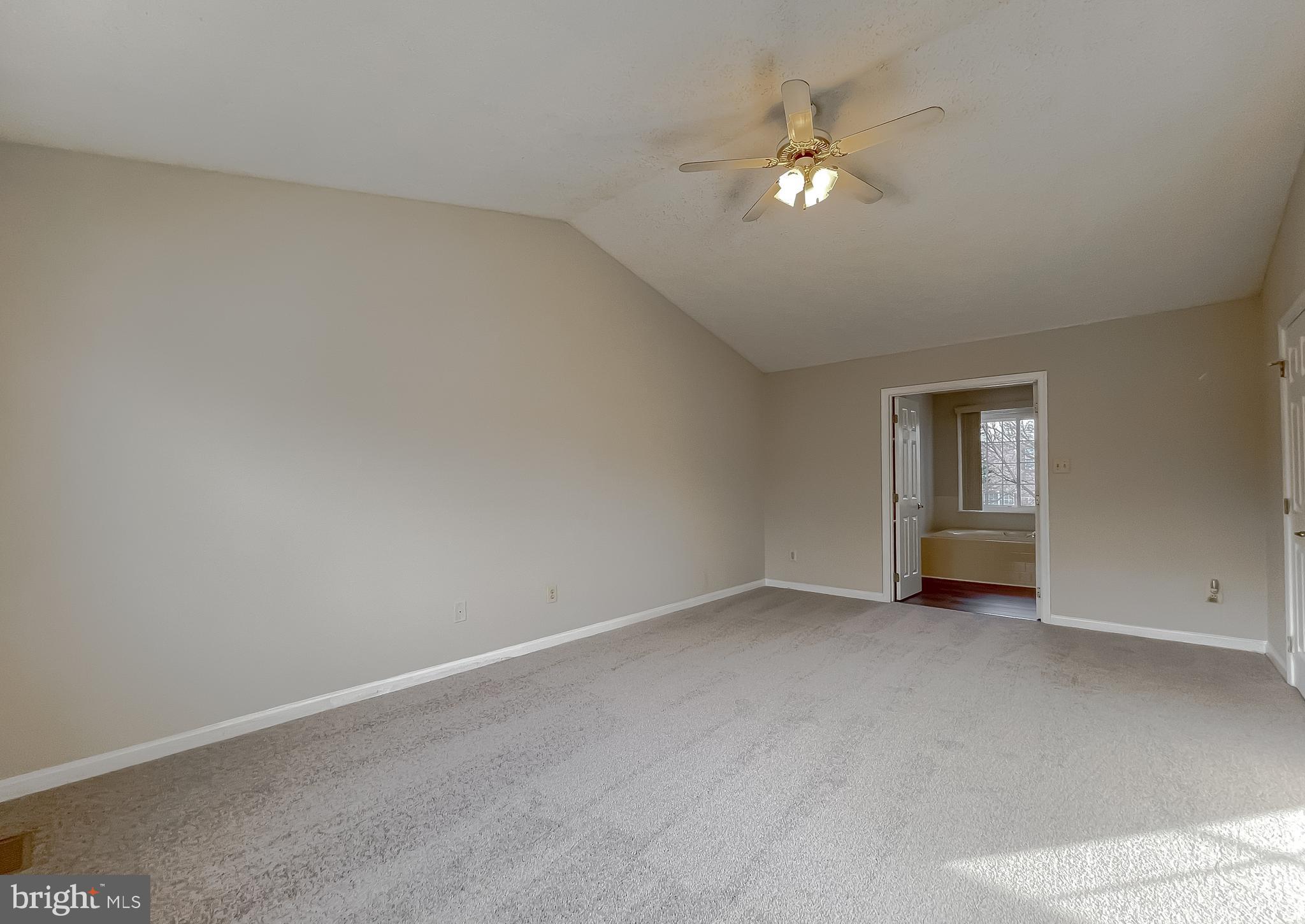 DORCHESTER - ST. CHARLES - Residential