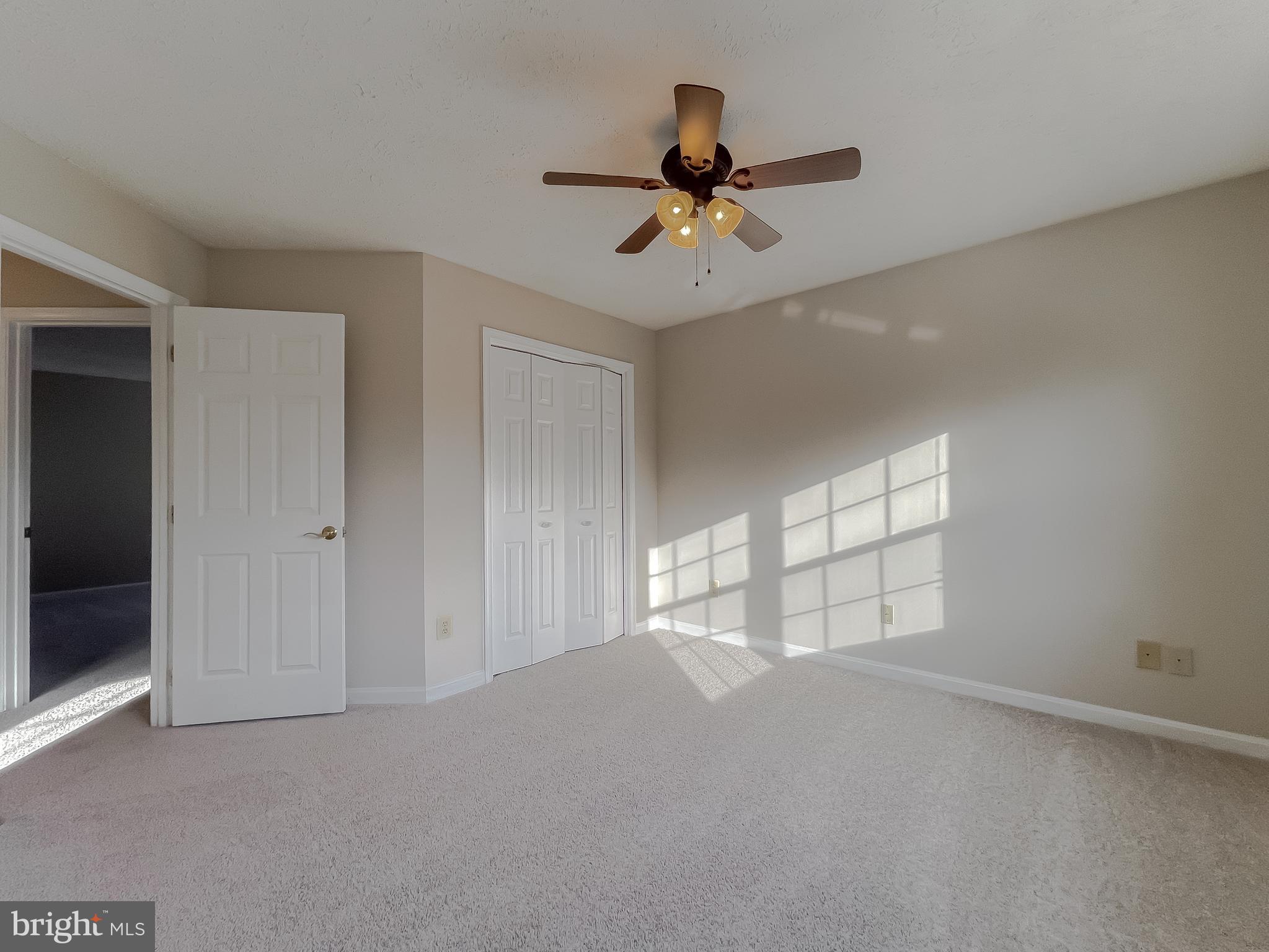 DORCHESTER - ST. CHARLES - Residential