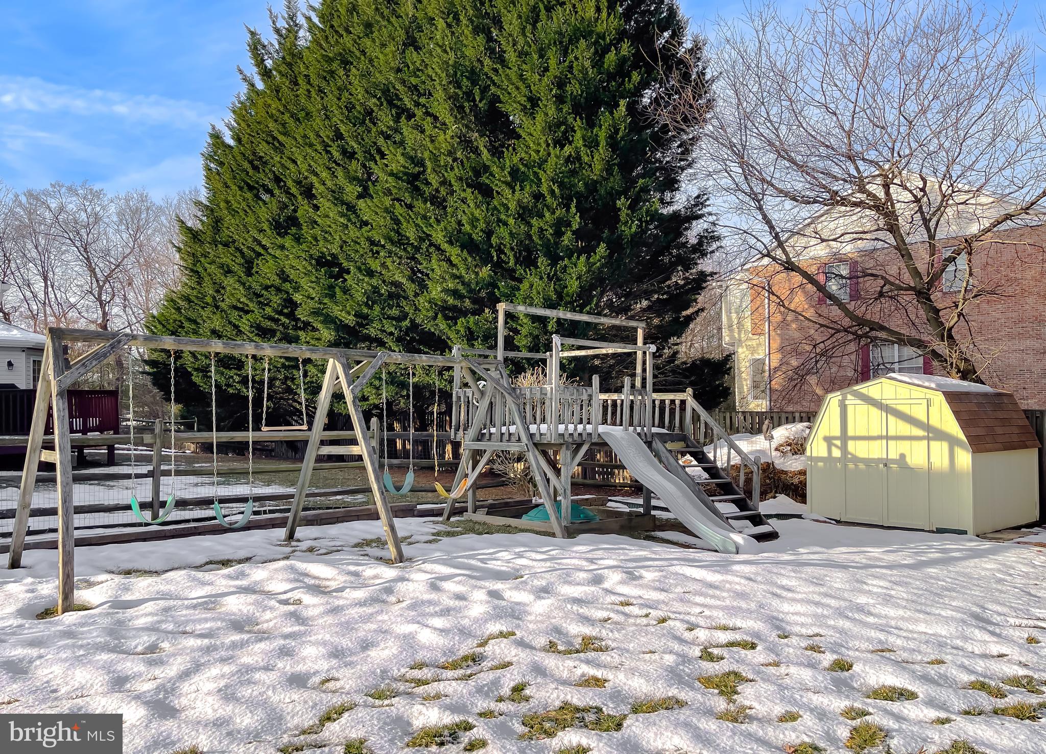 DORCHESTER - ST. CHARLES - Residential