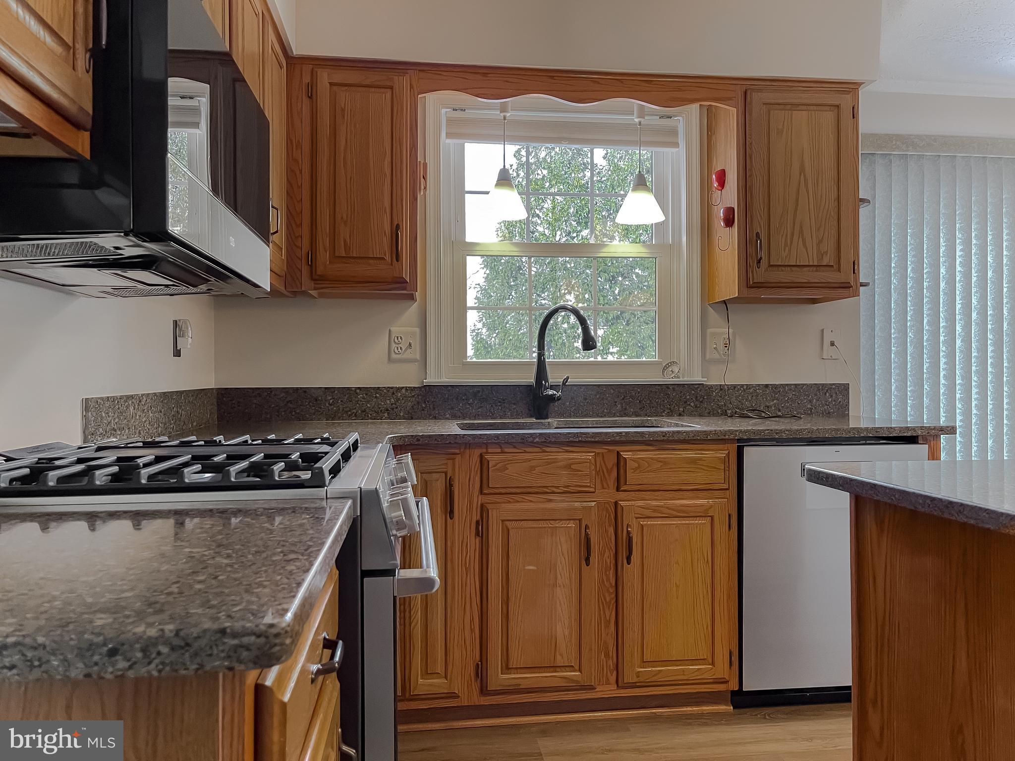 DORCHESTER - ST. CHARLES - Residential