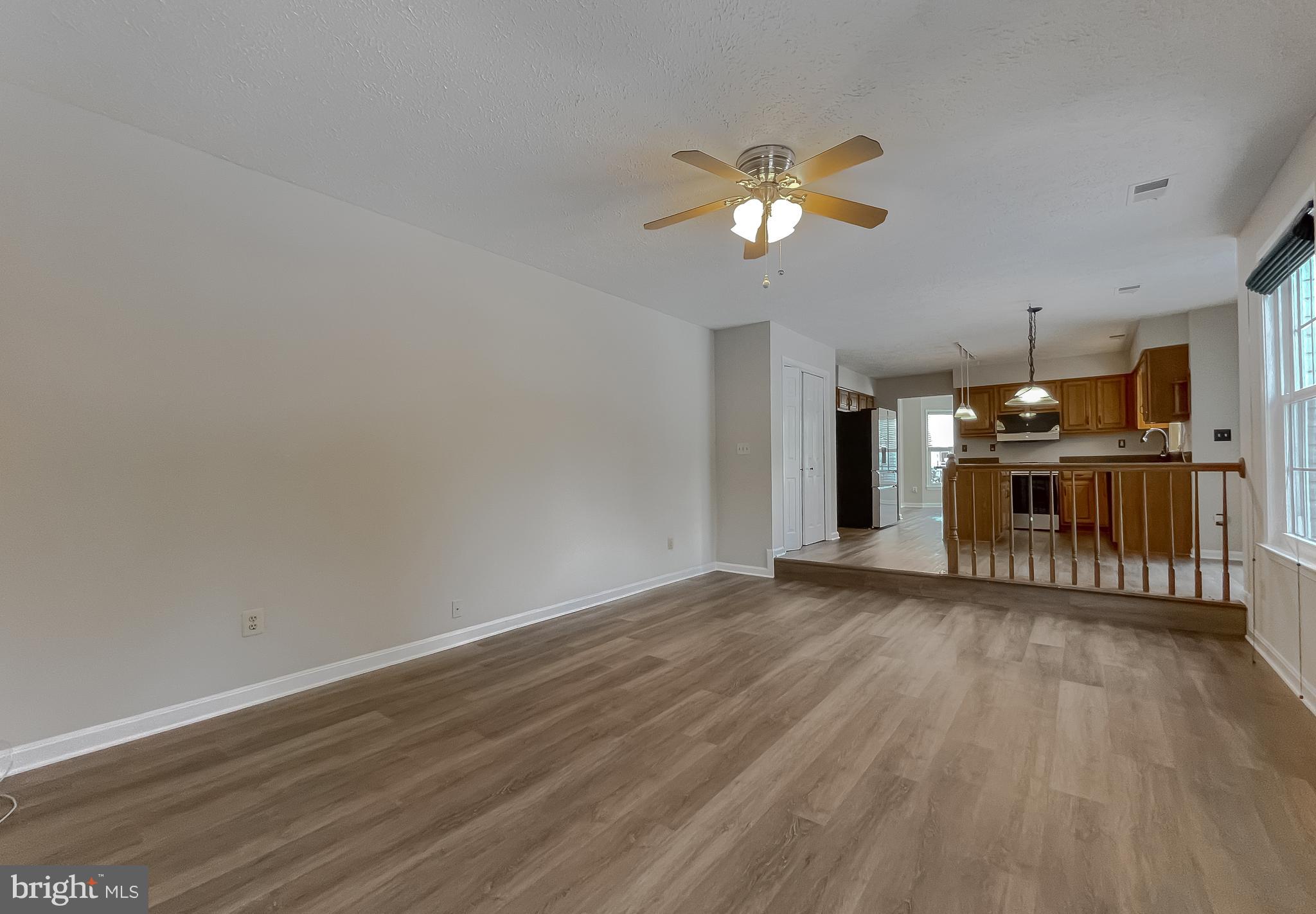 DORCHESTER - ST. CHARLES - Residential